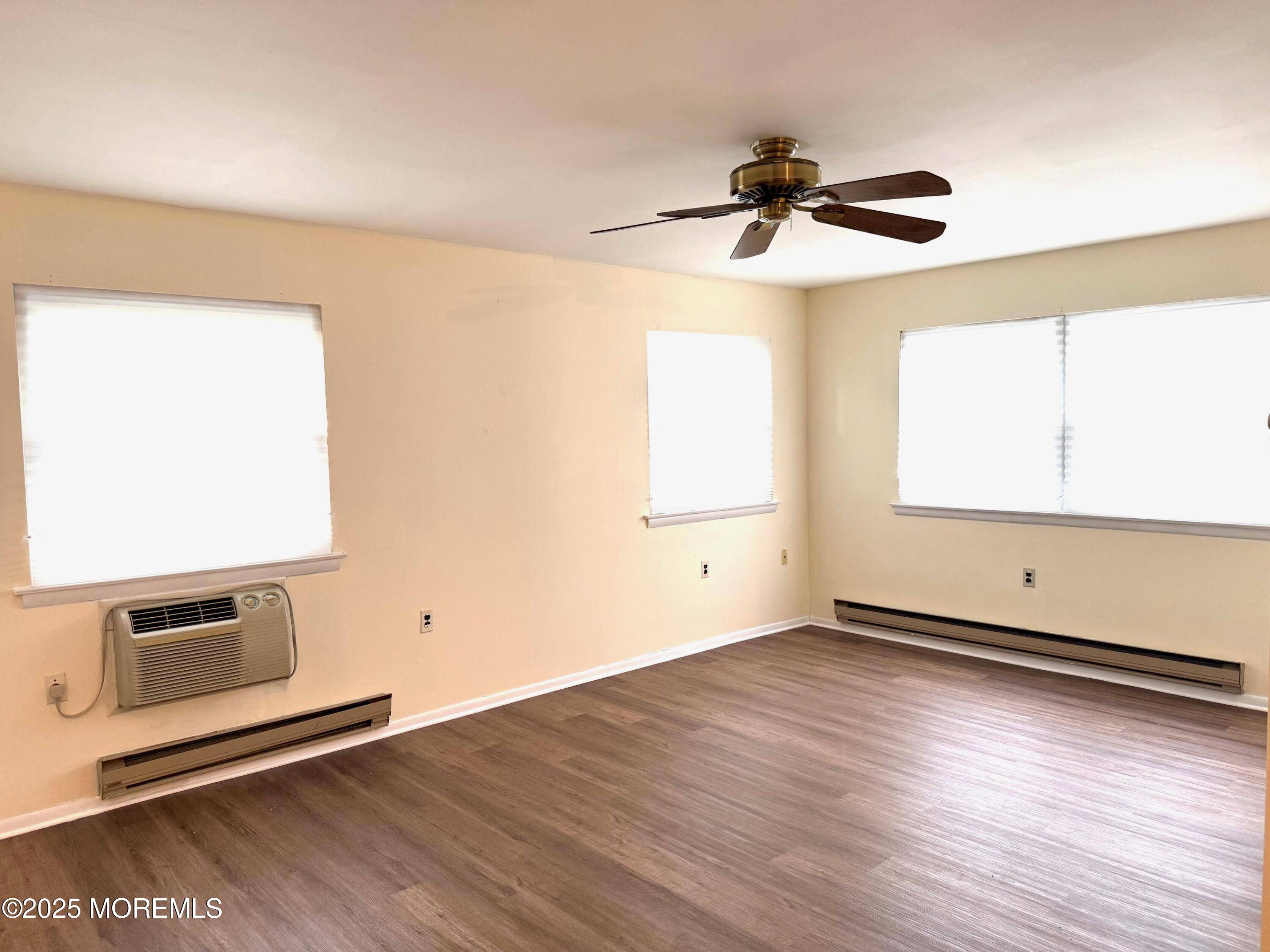 Whiting, NJ 08759,768 Hudson Parkway