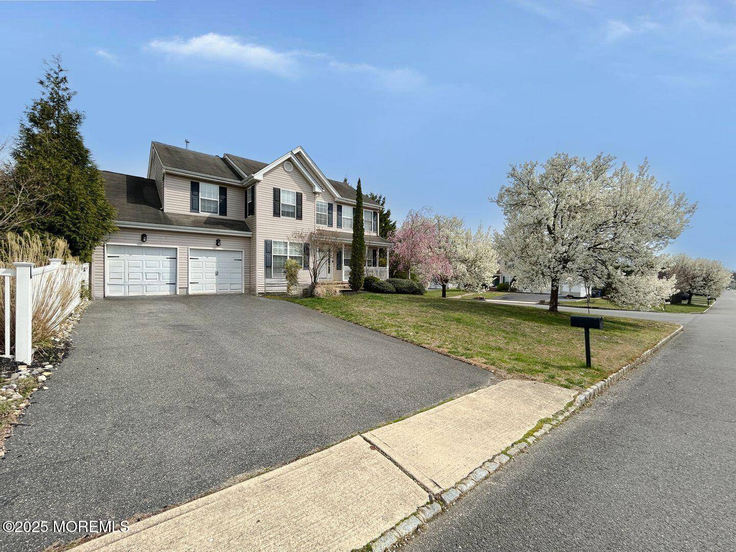 Manahawkin, NJ 08050,505 Mermaid Drive