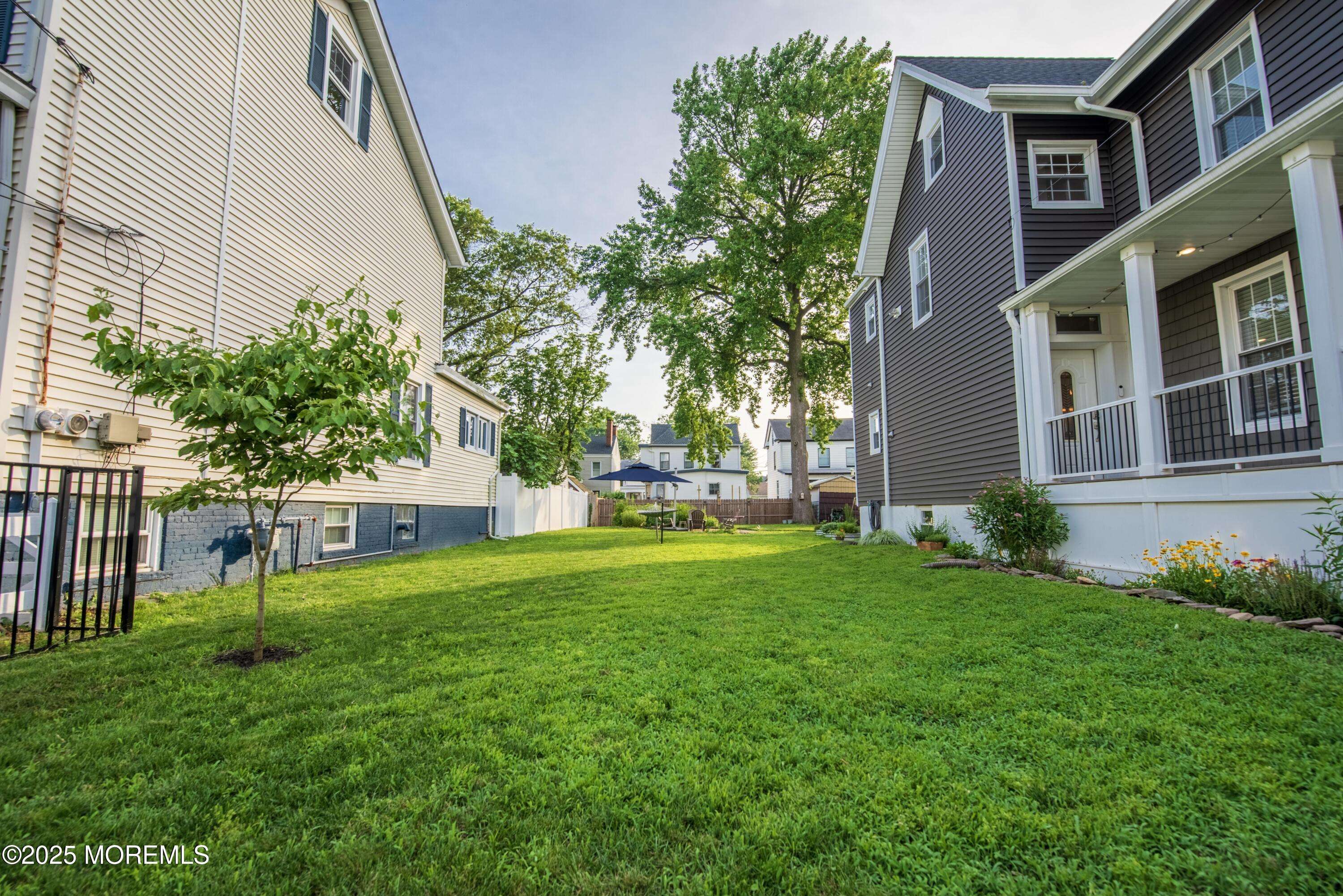 Keyport, NJ 07735,104 Division Street