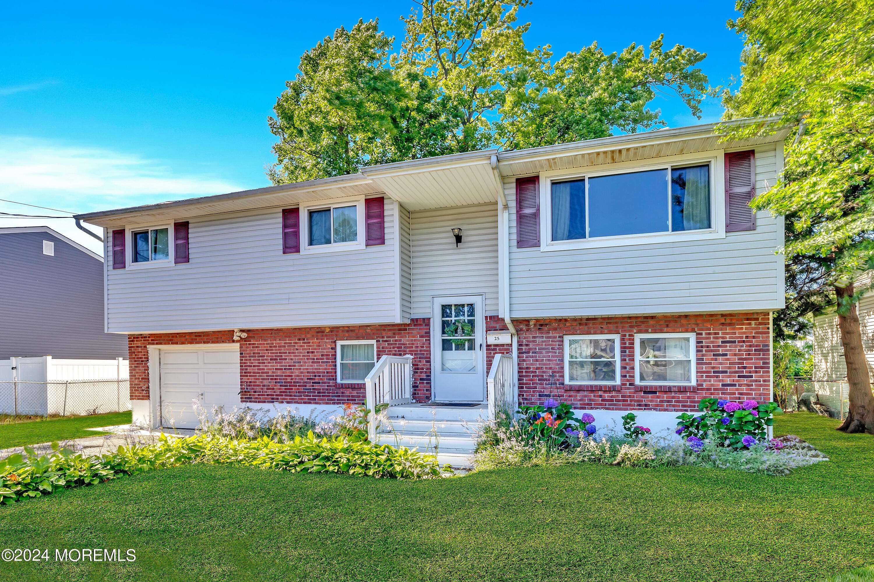 Long Branch, NJ 07740,25 W Hillsdale Avenue