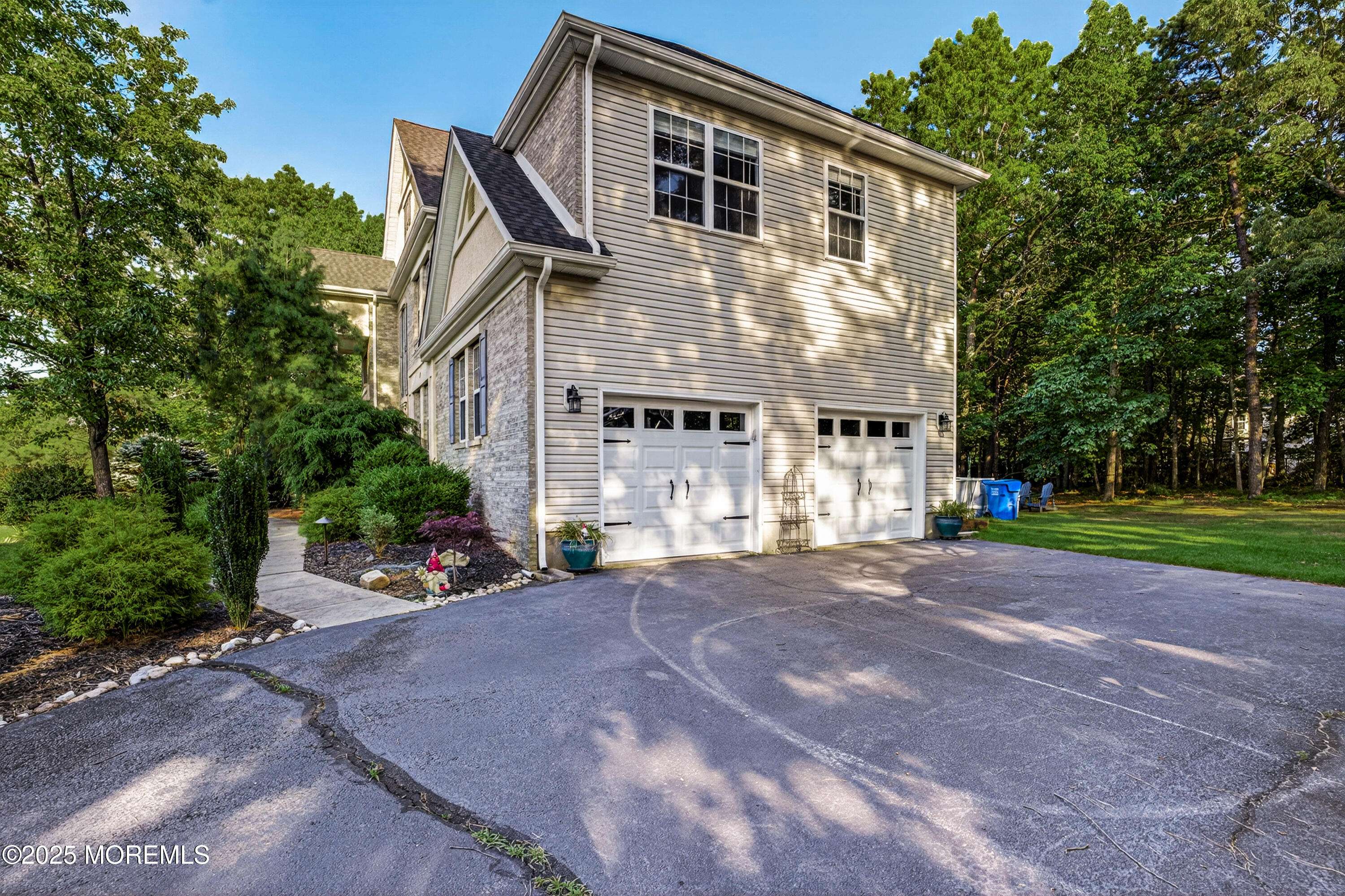 Jackson, NJ 08527,5 Song Bird Court