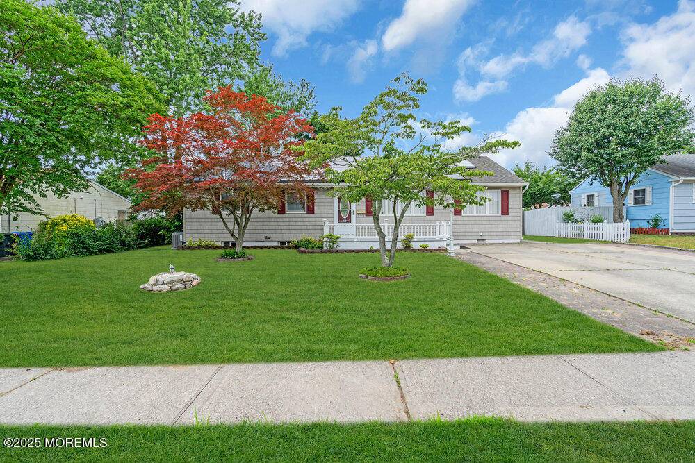 Toms River, NJ 08753,226 Carol Drive