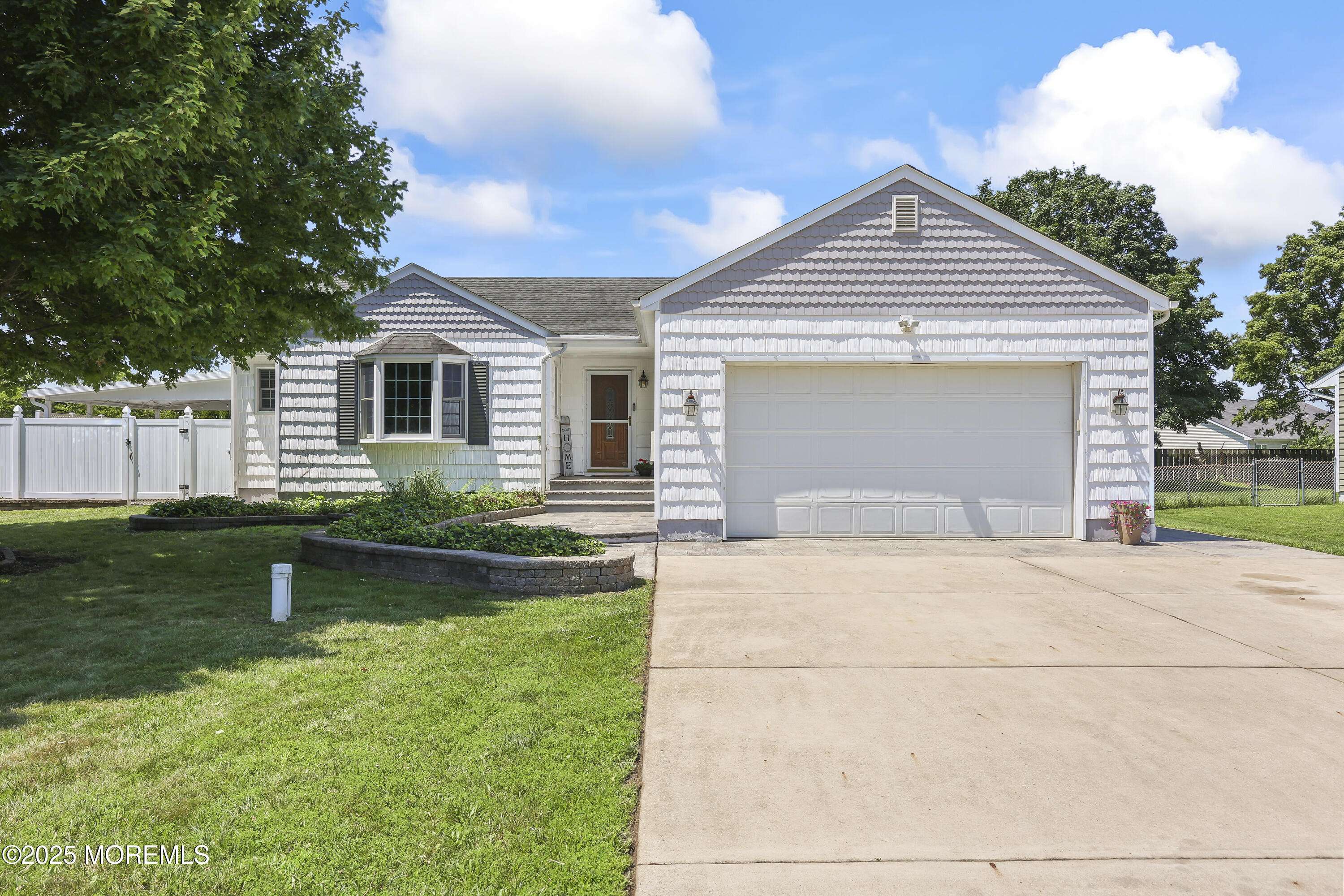 Cookstown, NJ 08511,23 Norlaine Drive