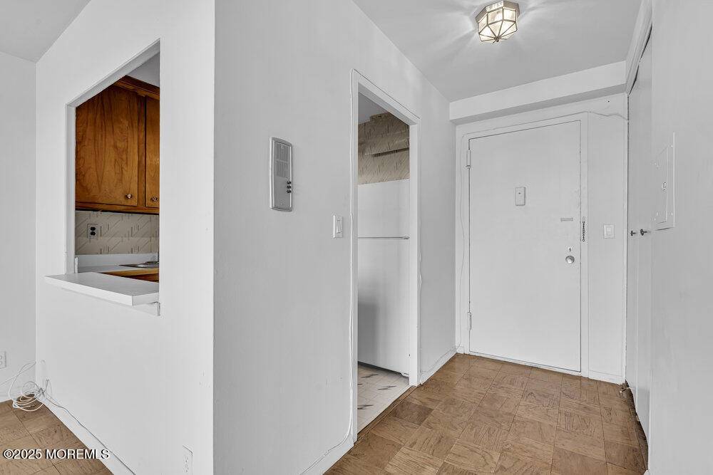 Asbury Park, NJ 07712,510 Deal Lake Drive #8F