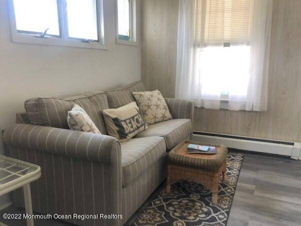 Lake Como, NJ 07719,307 18th Avenue