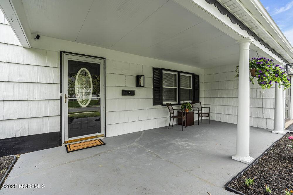Aberdeen, NJ 07747,15 Inglewood Lane