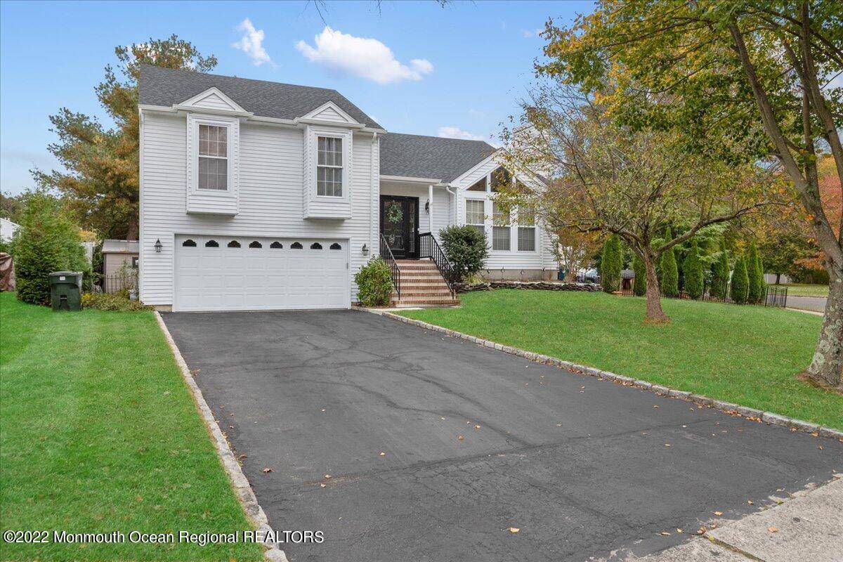 Howell, NJ 07731,38 Sweet Gum Road