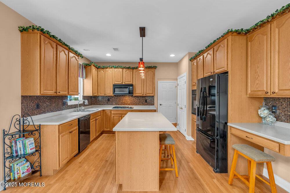 Manalapan, NJ 07726,12 Emily Road