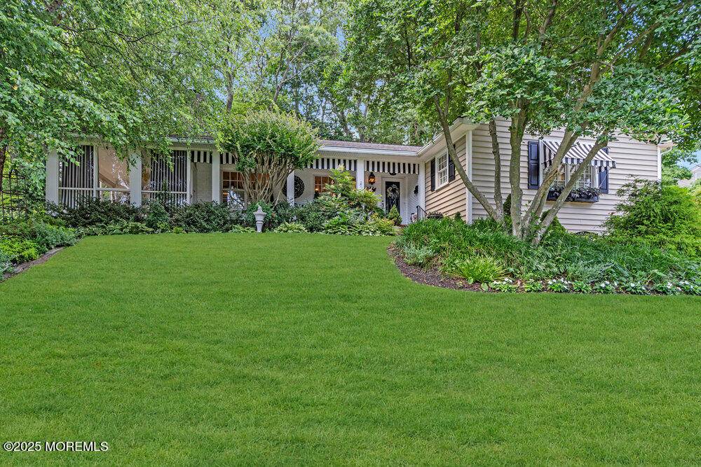 Brielle, NJ 08730,616 Valley Road
