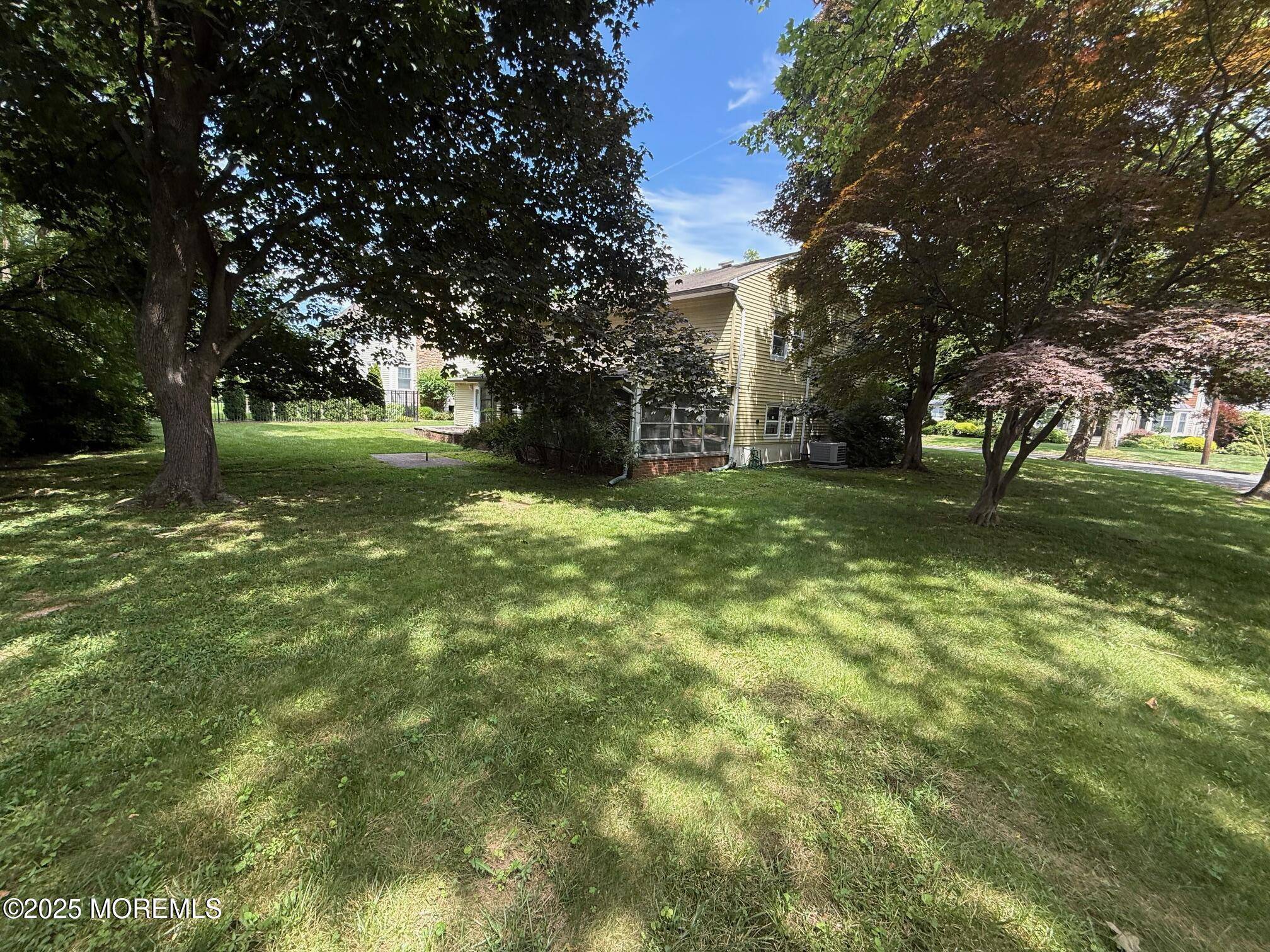 Westfield, NJ 07090,34 Woodbrook Circle
