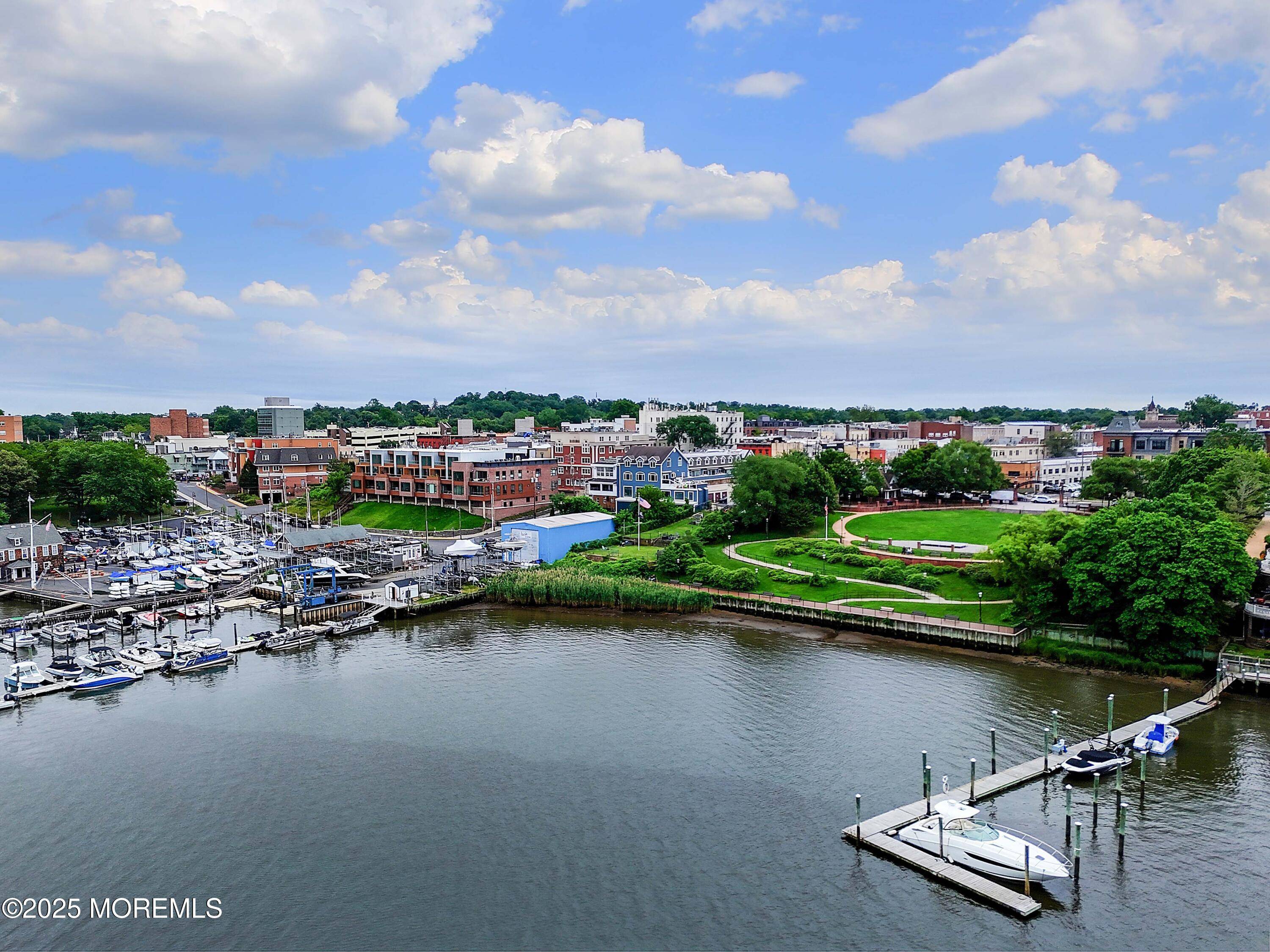 Red Bank, NJ 07701,14 W Front Street #2R