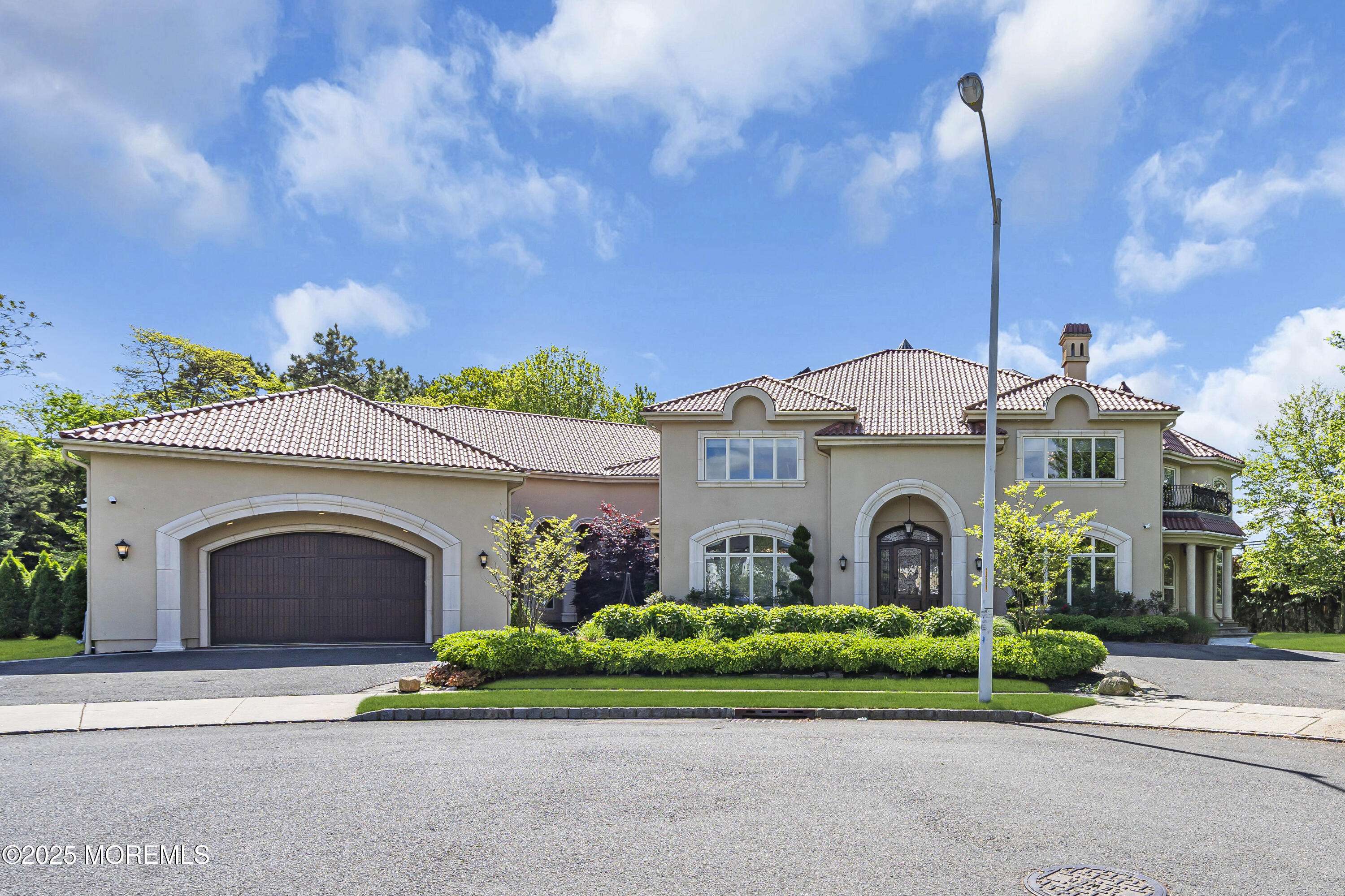 Lakewood, NJ 08701,5 Champlain Court