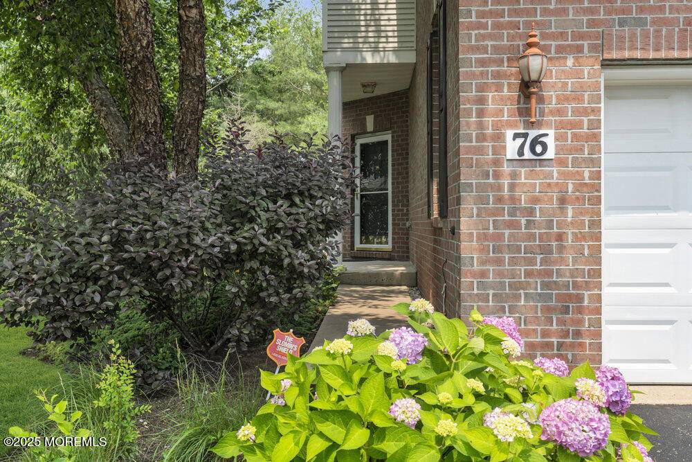 Manalapan, NJ 07726,76 Deepwater Circle