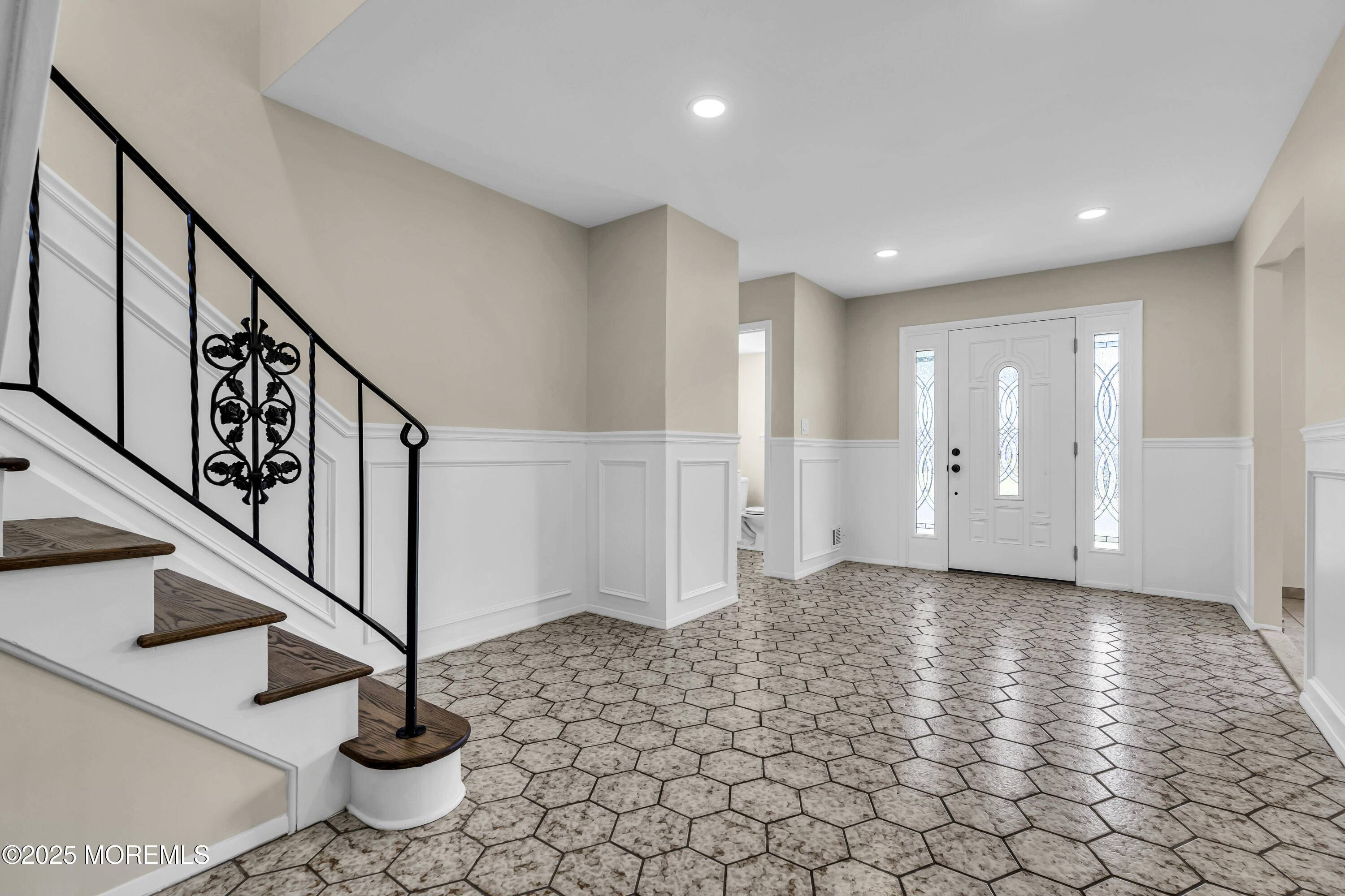Hazlet, NJ 07730,16 Cresci Boulevard