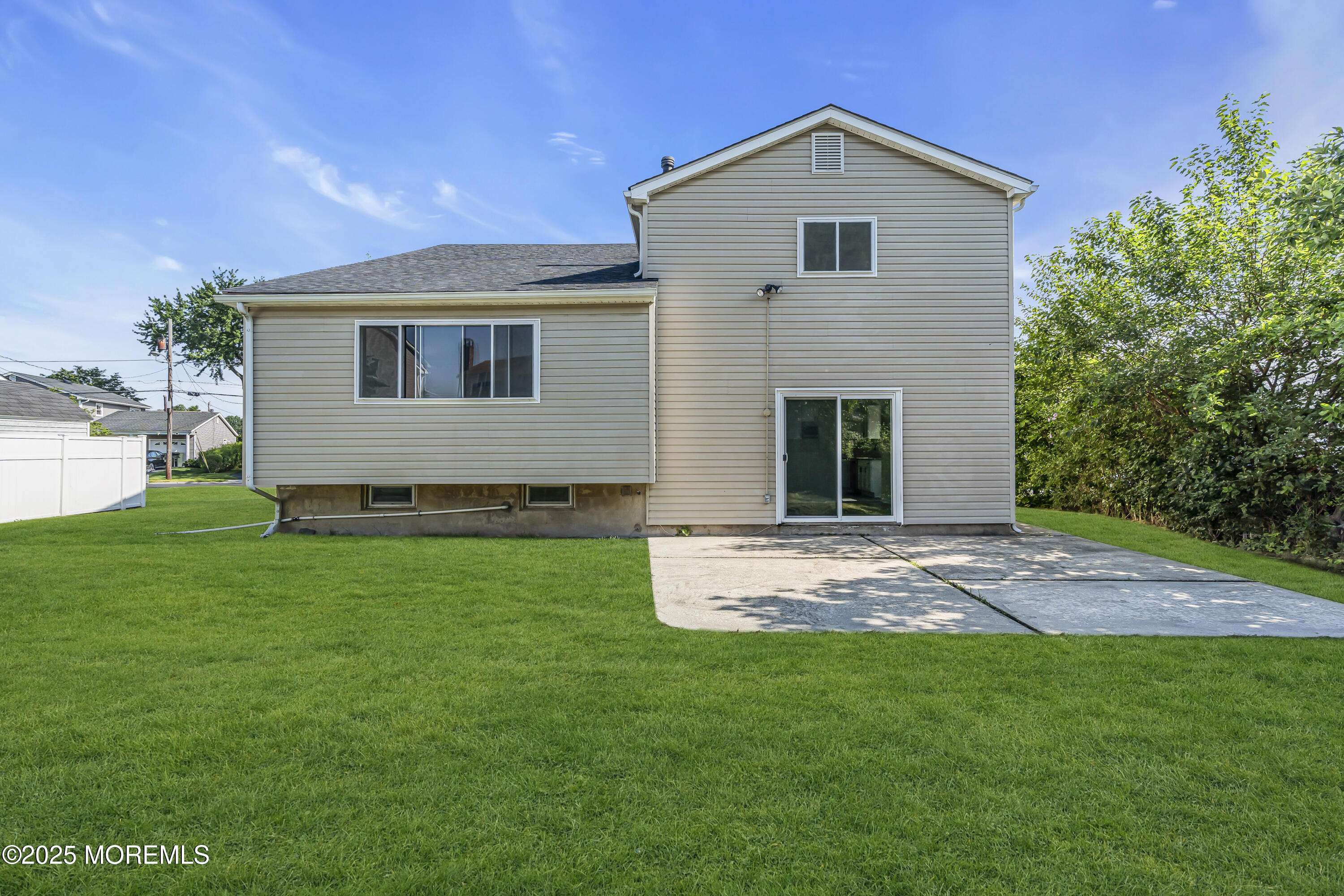 Hazlet, NJ 07730,16 Cresci Boulevard