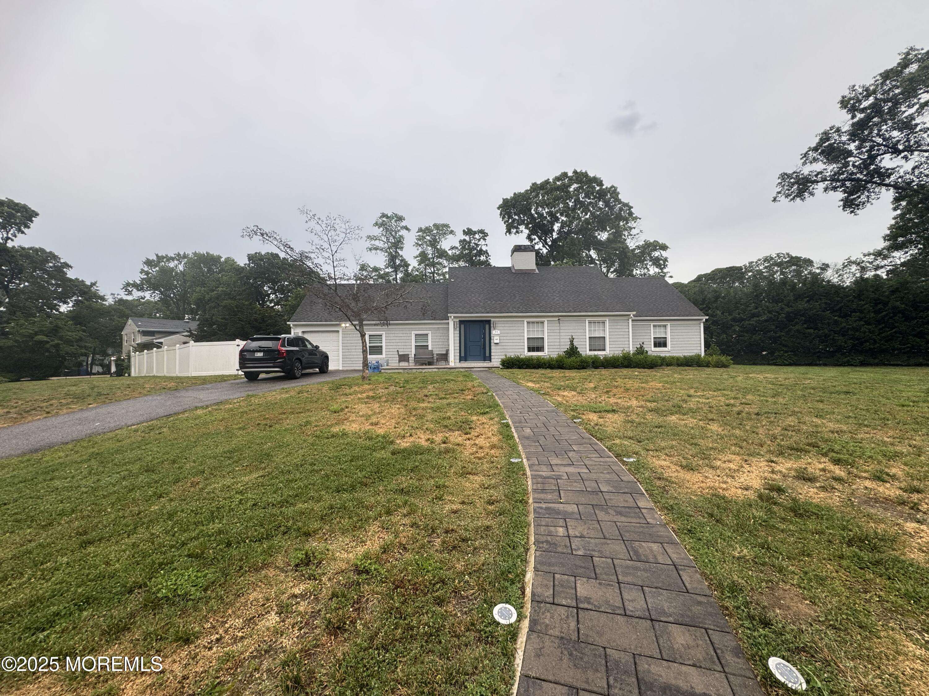 Oakhurst, NJ 07755,11 Bauer Avenue