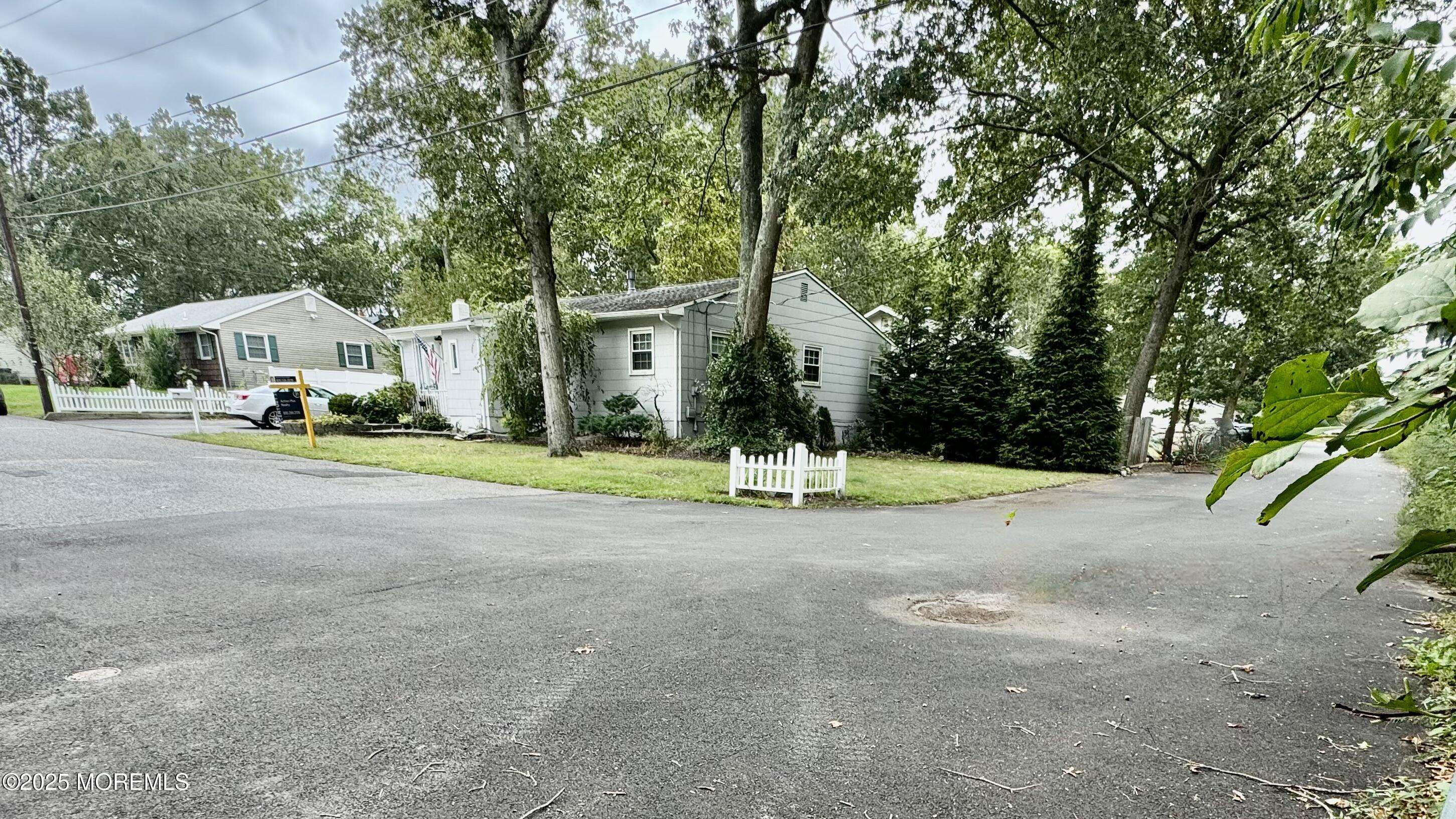 Beachwood, NJ 08722,97 Bowline Street