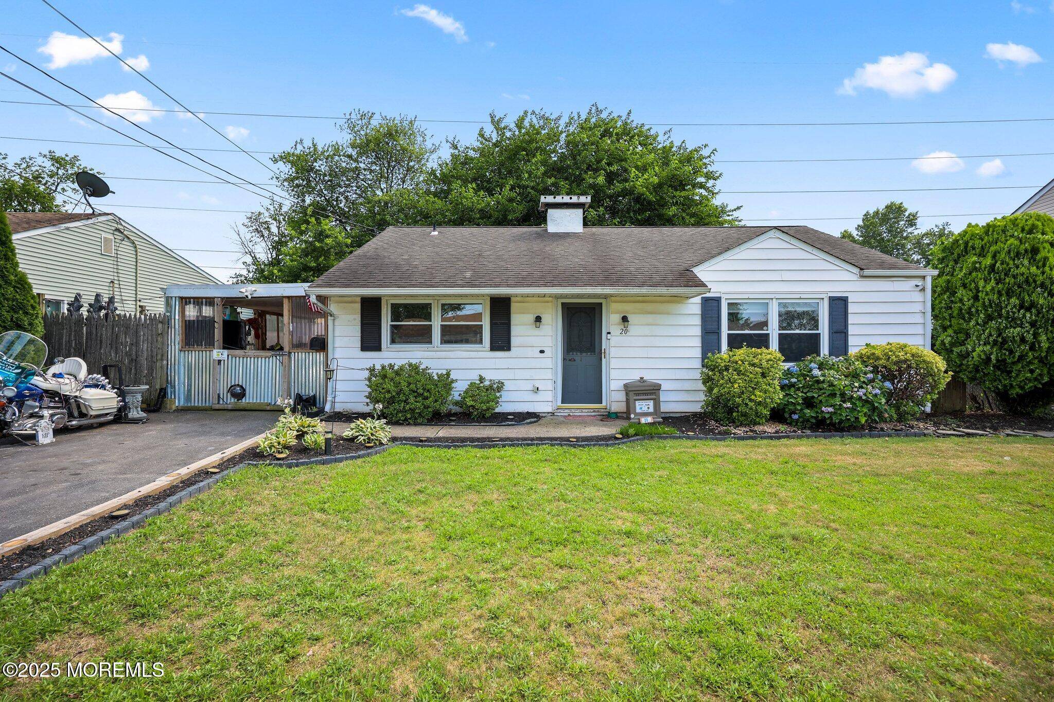 Edison, NJ 08817,20 Dayton Road