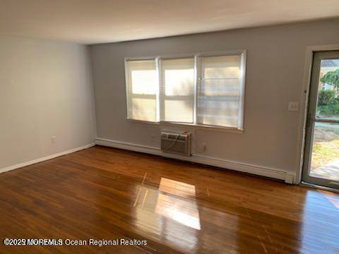 Atlantic Highlands, NJ 07716,96 East Avenue #26