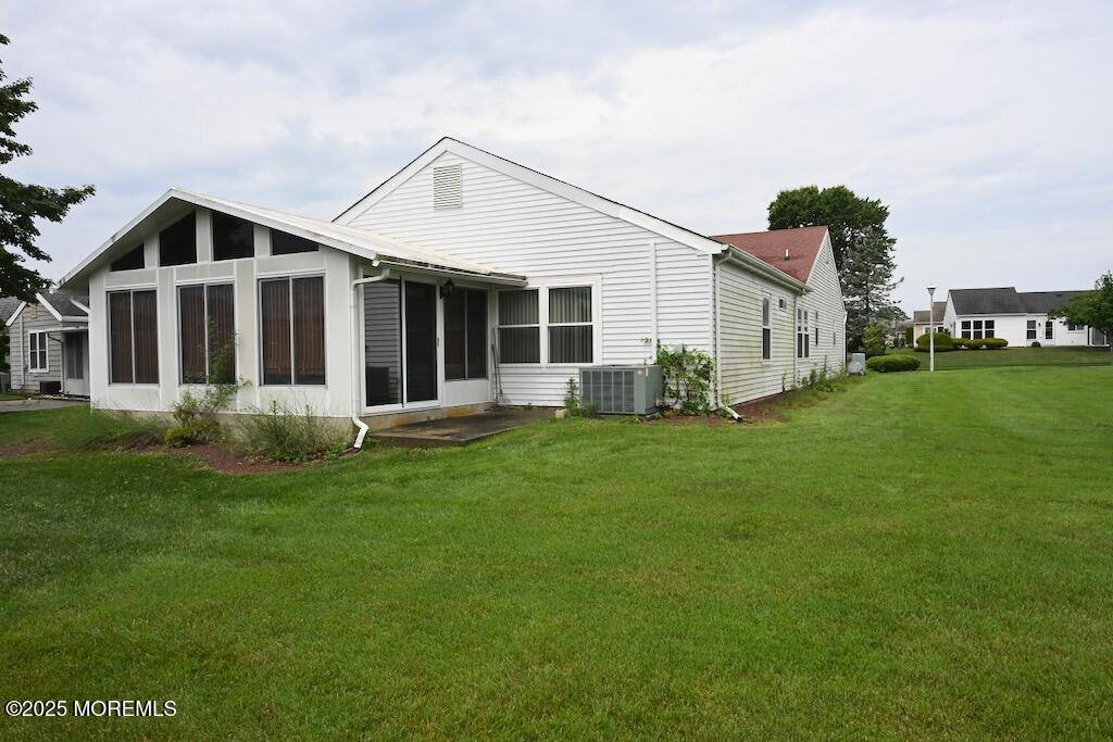 Manchester, NJ 08759,1 Frilham Lane
