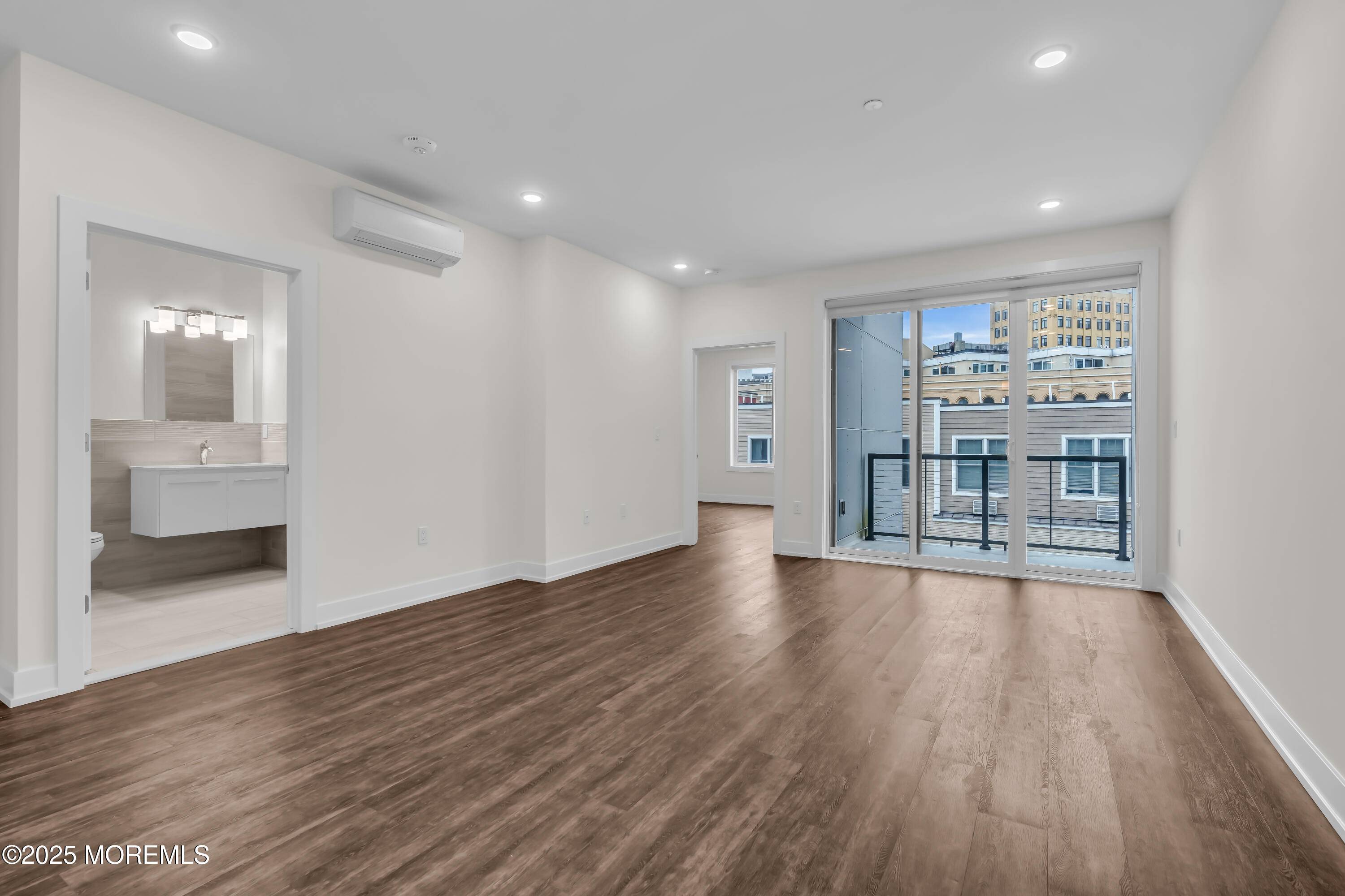 Asbury Park, NJ 07712,521 Lake Avenue #415