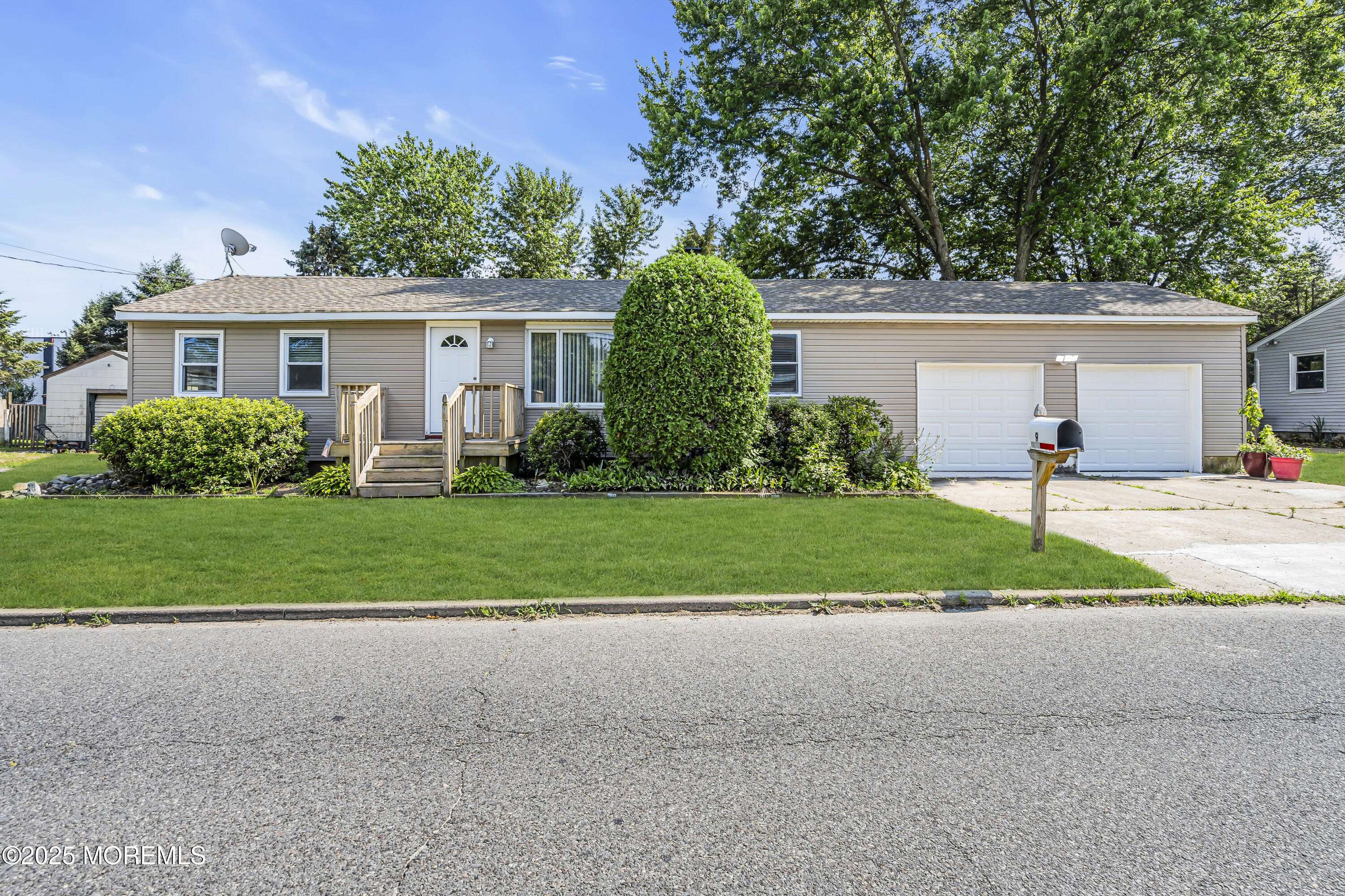 Bayville, NJ 08721,9 Frederick Drive