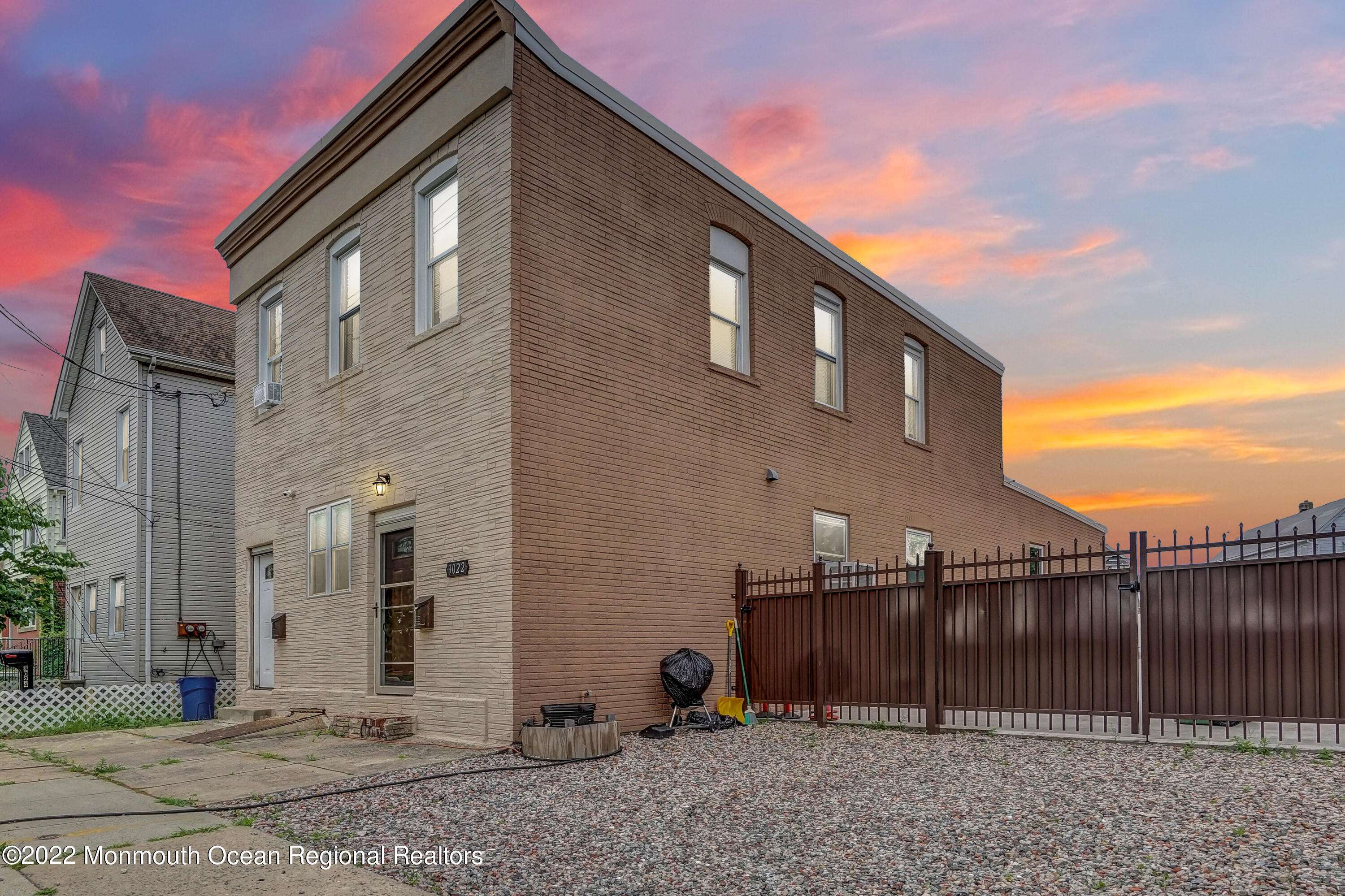 Linden City, NJ 07036,3022 S Wood Avenue #2