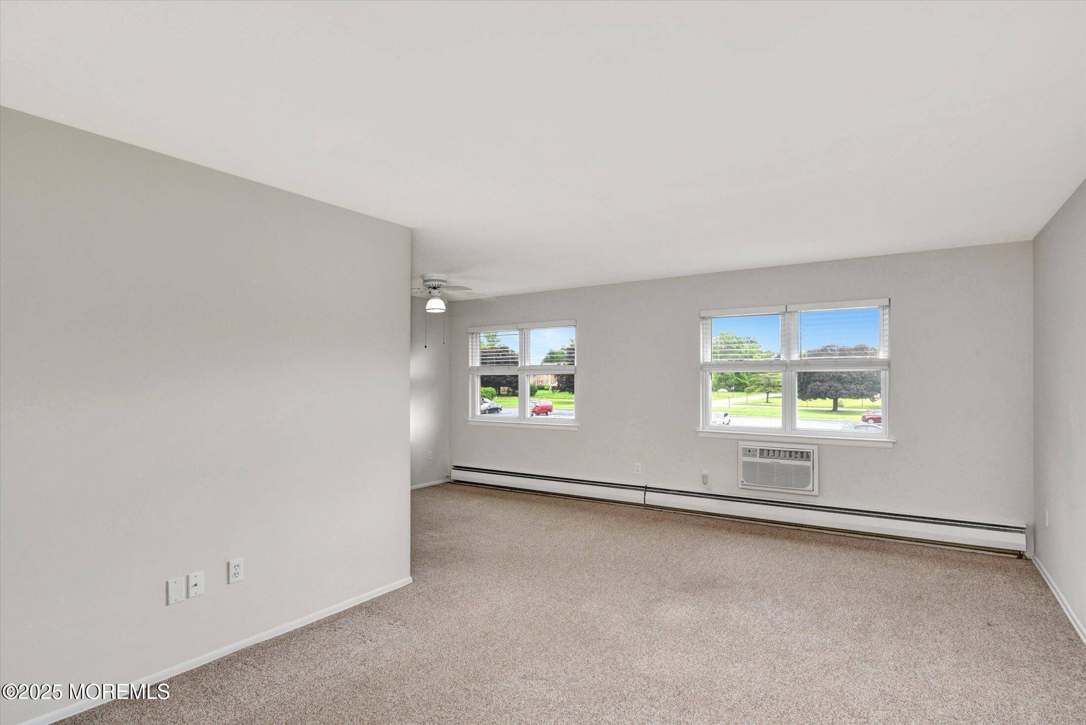 Freehold, NJ 07728,43 Manchester Court #F