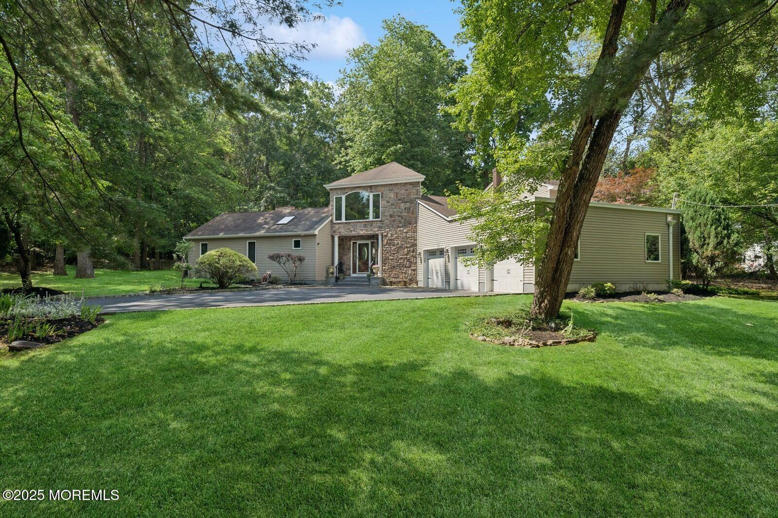 East Brunswick, NJ 08816,2 Derby Lane