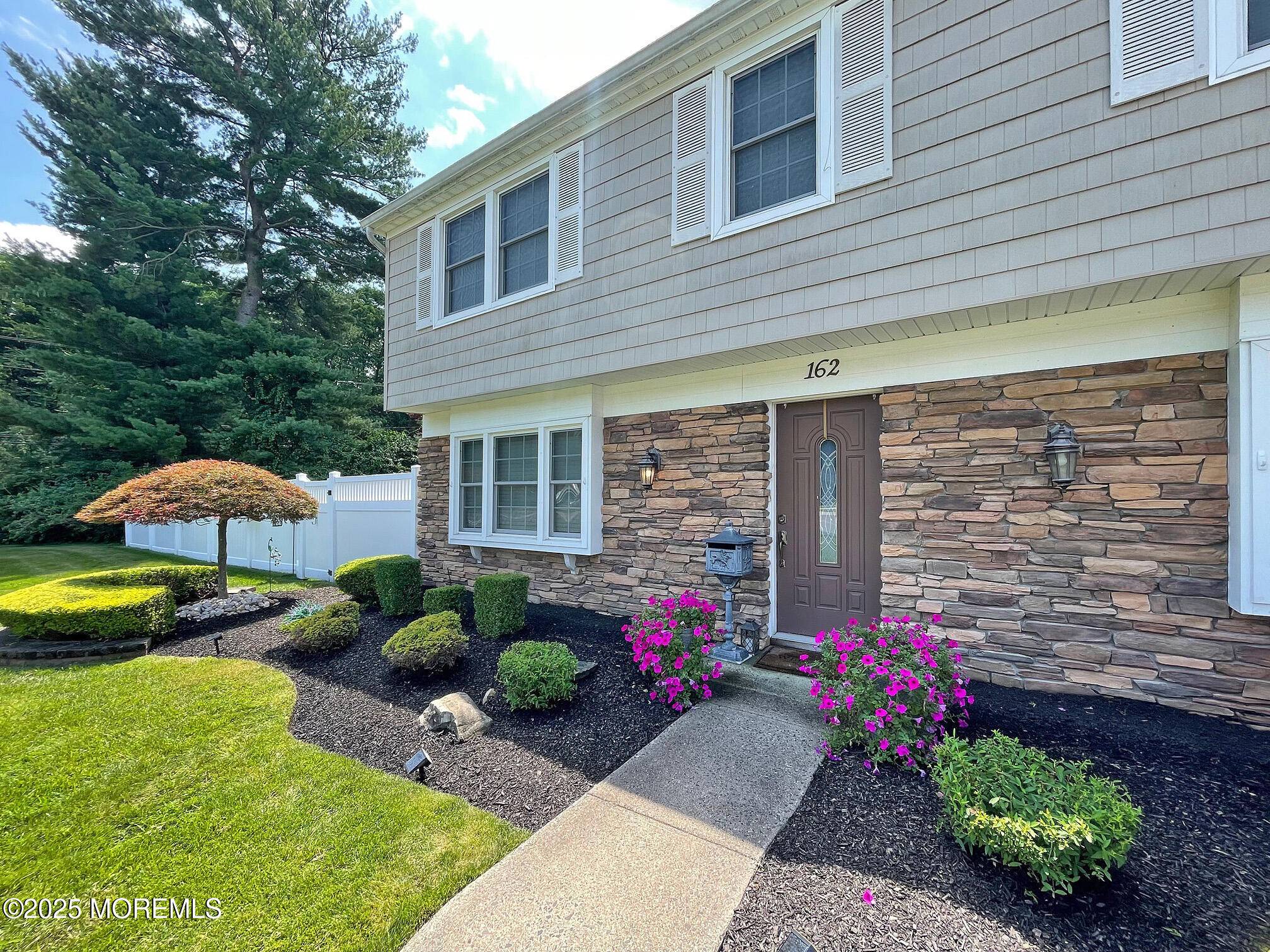 Aberdeen, NJ 07747,162 Ivy Hill Drive