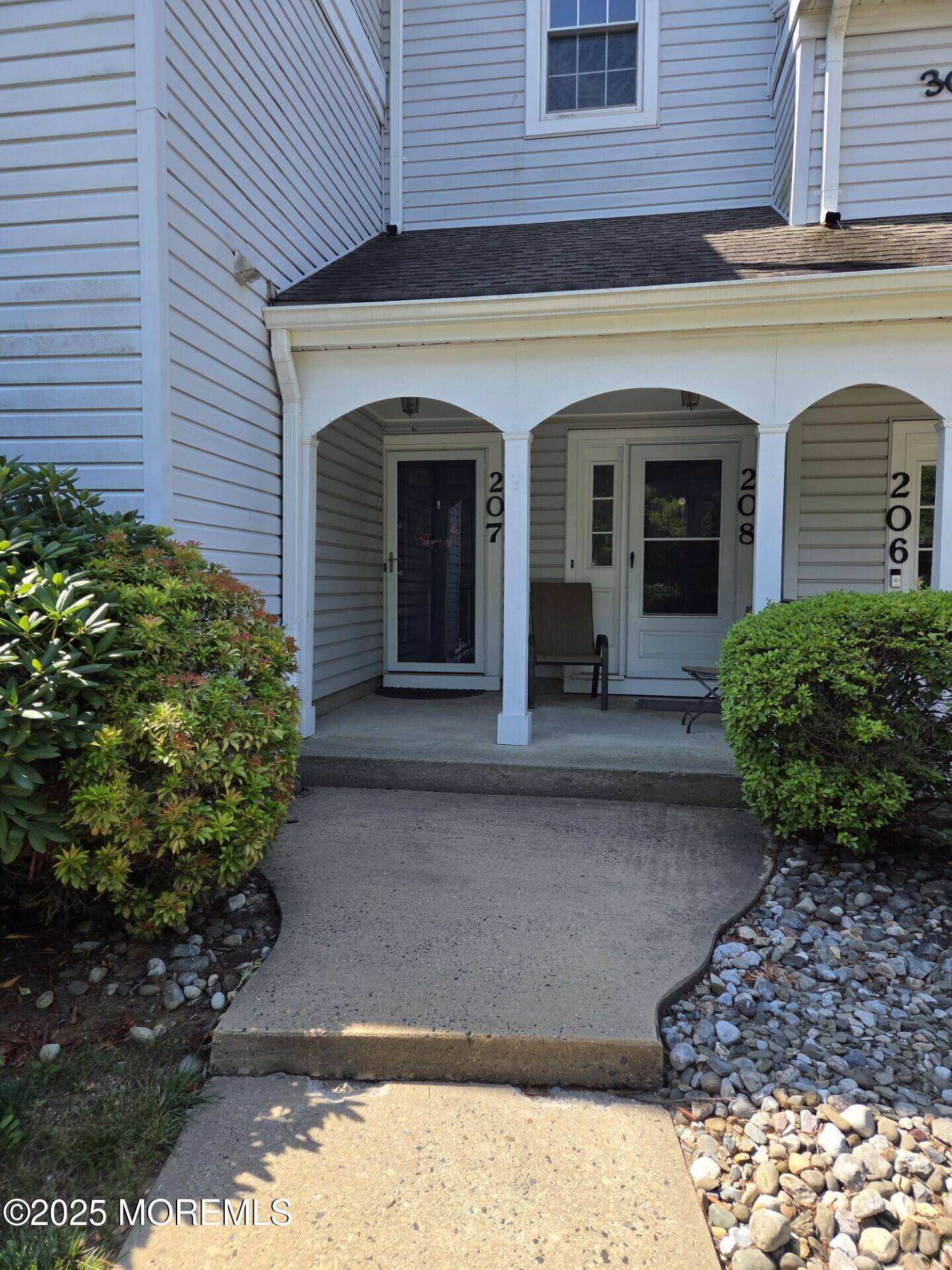 Freehold, NJ 07728,207 Tulip Lane