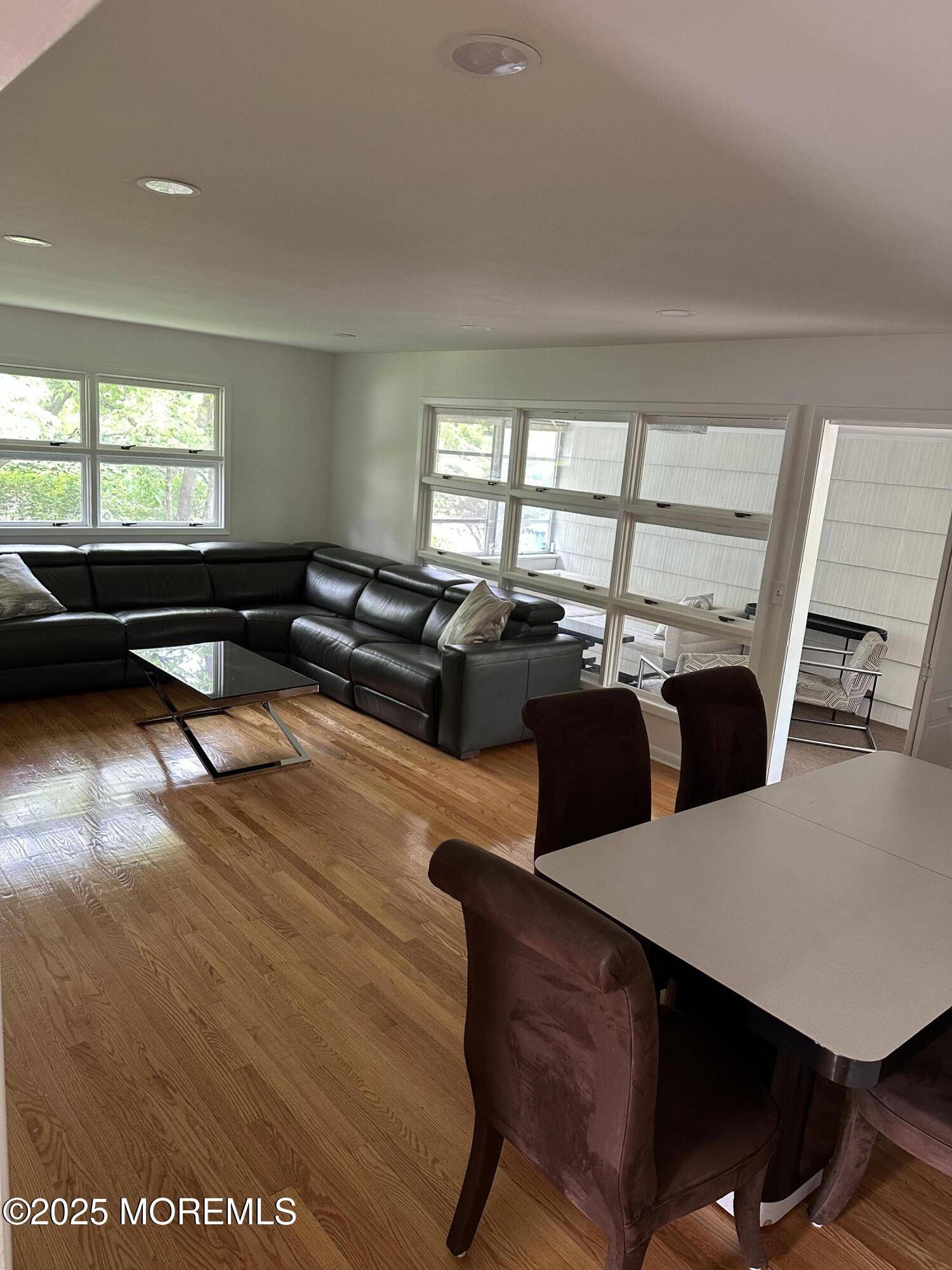 Oakhurst, NJ 07755,172 Larchwood Avenue