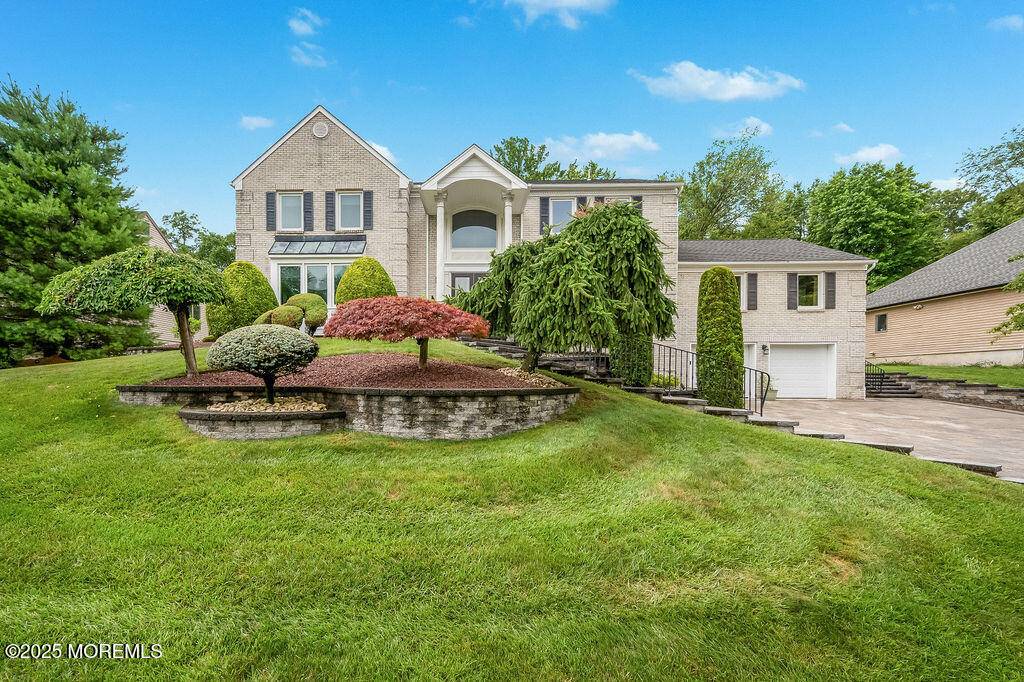 Morganville, NJ 07751,6 Opatut Court