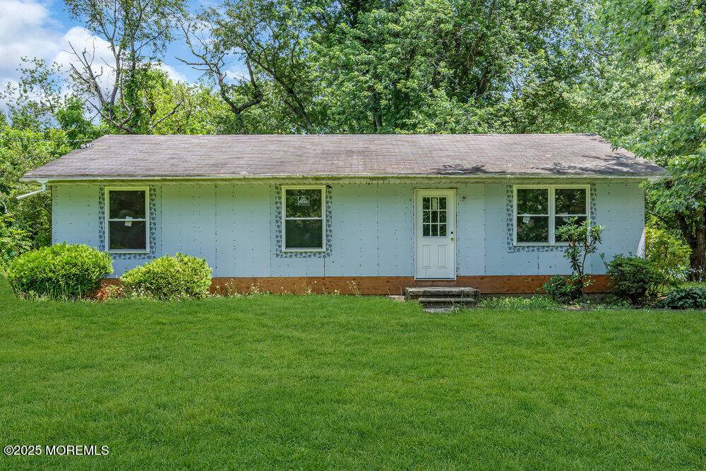 Elmer, NJ 08318,58 Wallace Street