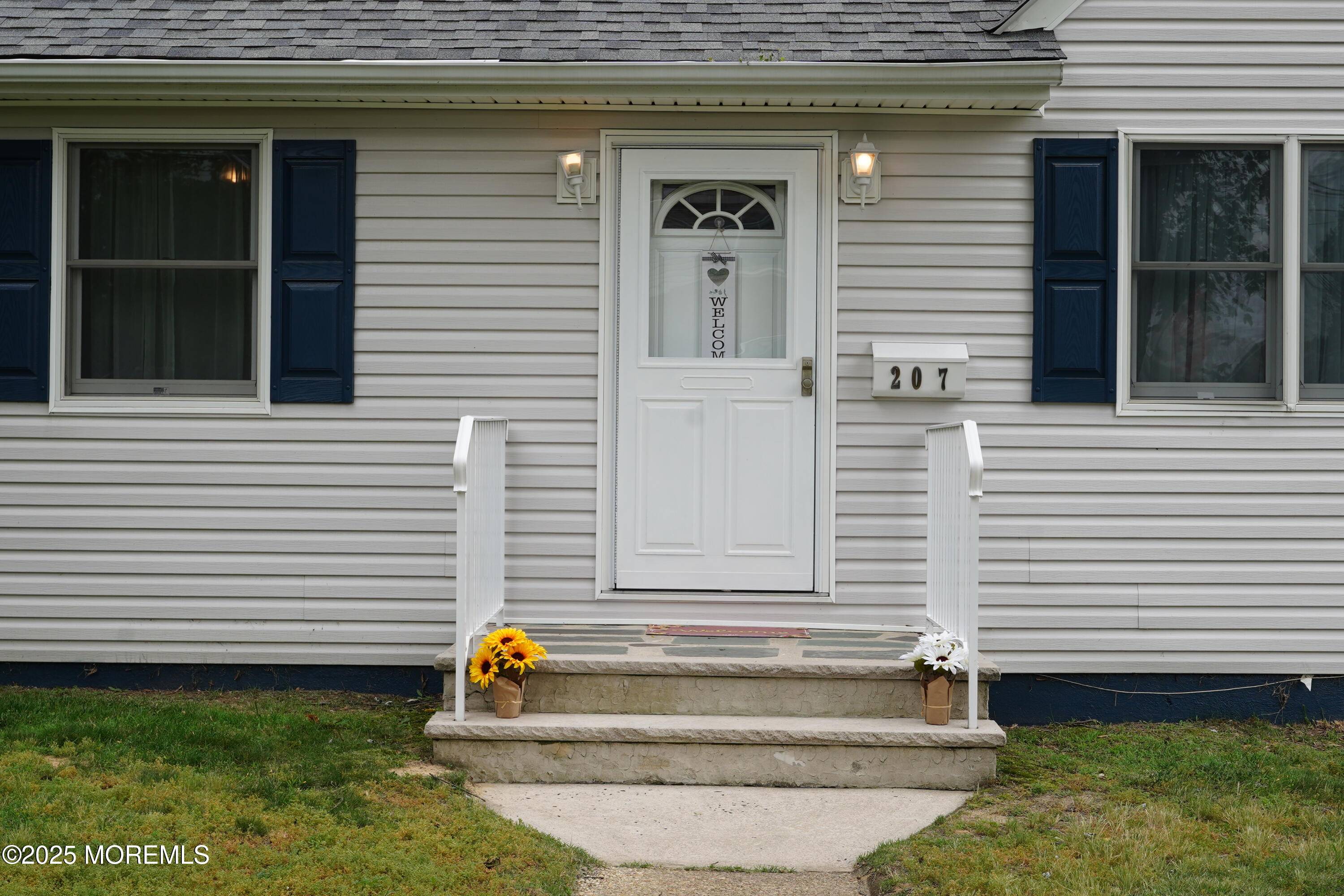 Belford, NJ 07718,207 Ridge Avenue