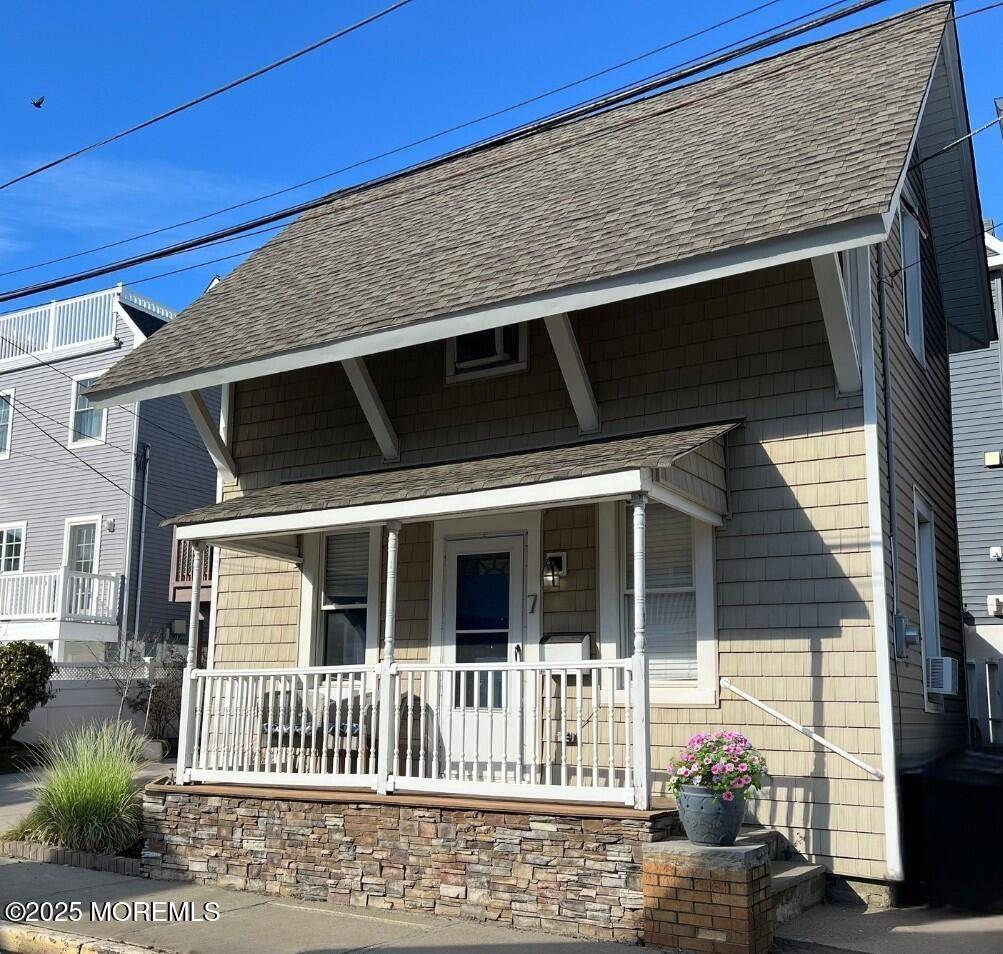 Sea Bright, NJ 07760,7 Surf Street