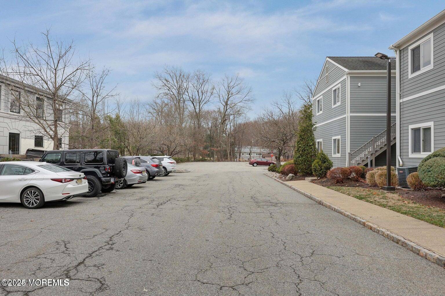 Florham Park, NJ 07932,123 Columbia #204A