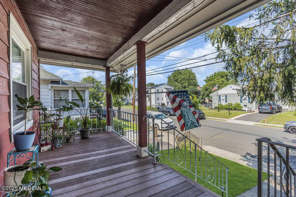 Keyport, NJ 07735,194 Washington Street
