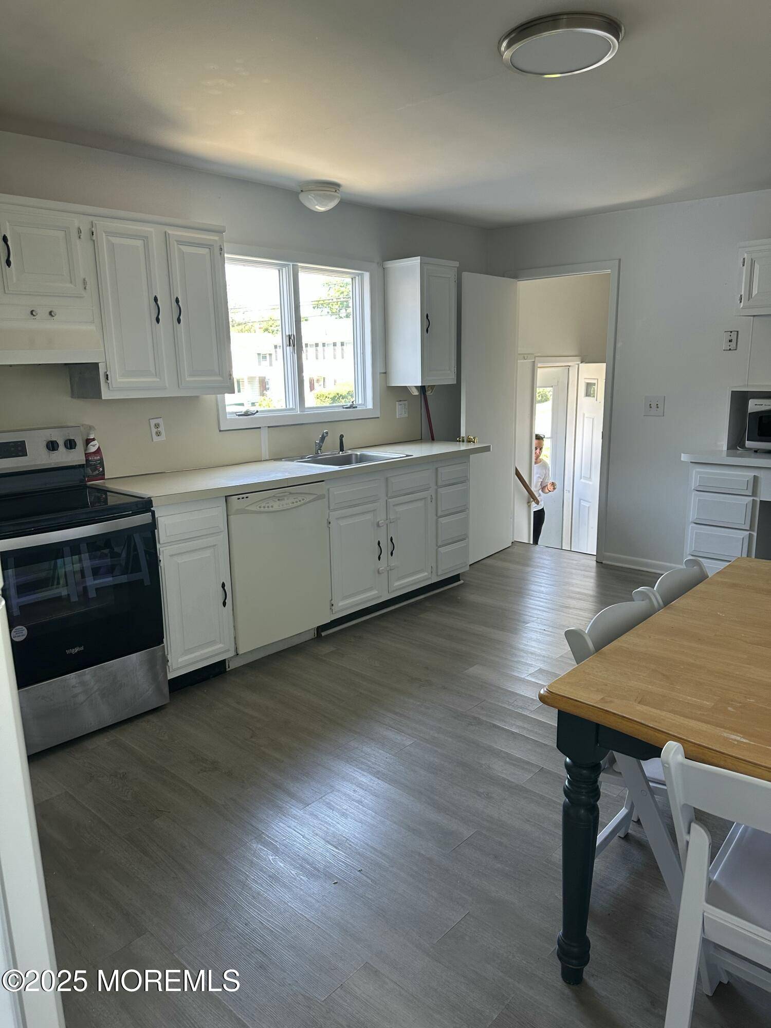 West Long Branch, NJ 07764,40 Wall Street
