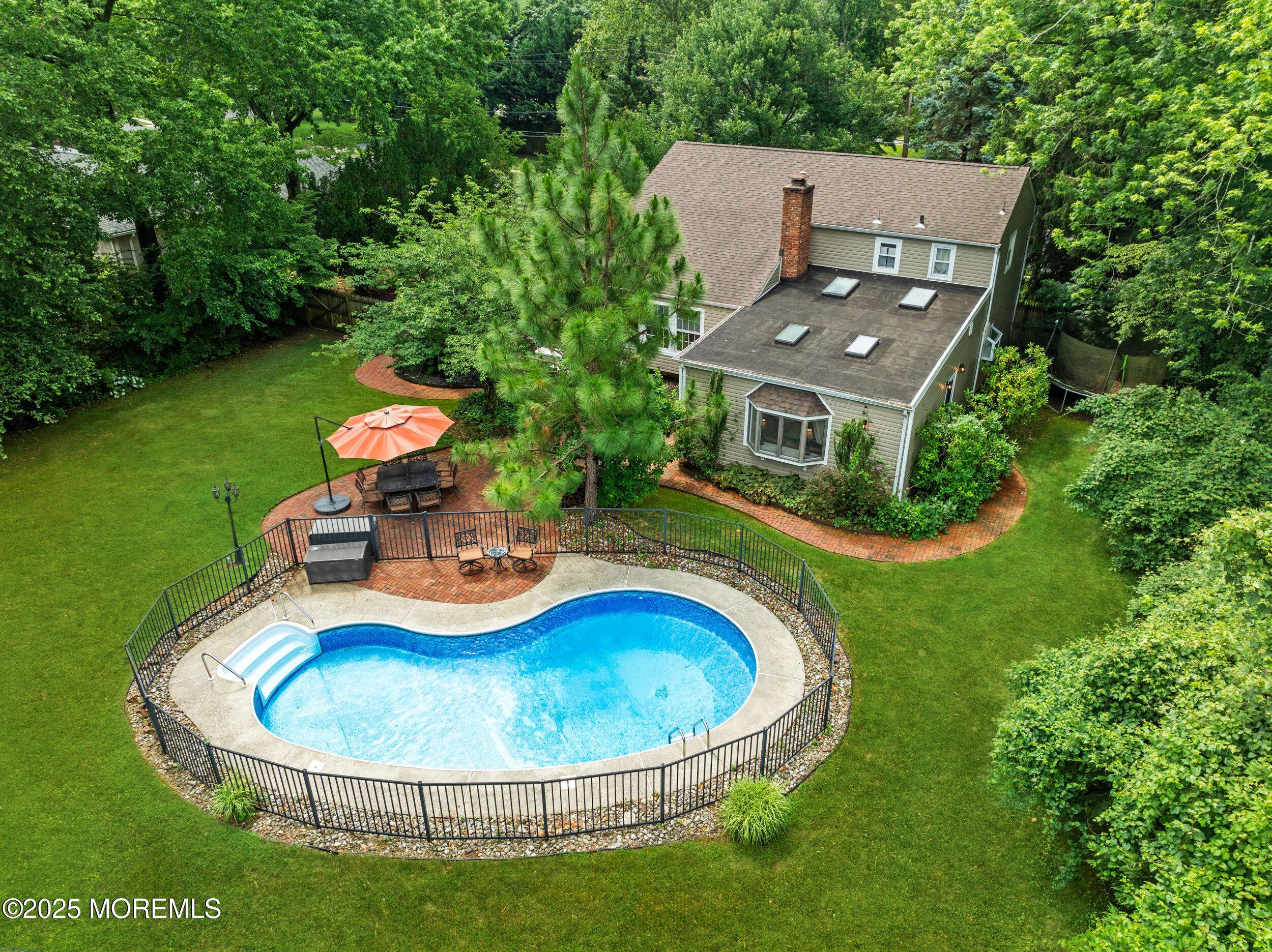 Lincroft, NJ 07738,7 Turnberry Drive