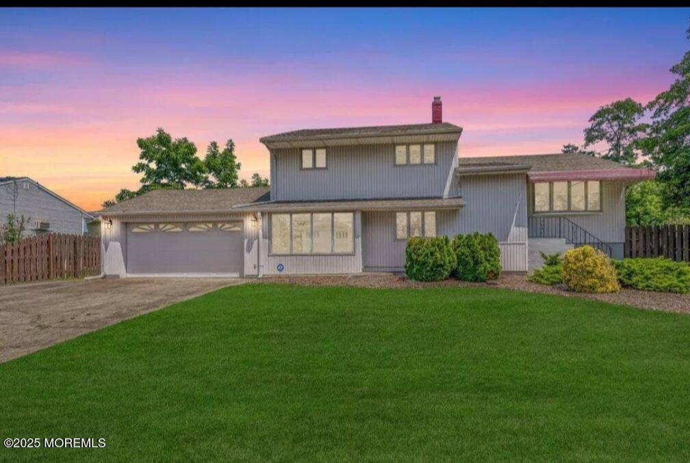 Neptune Township, NJ 07753,4 Coral Way