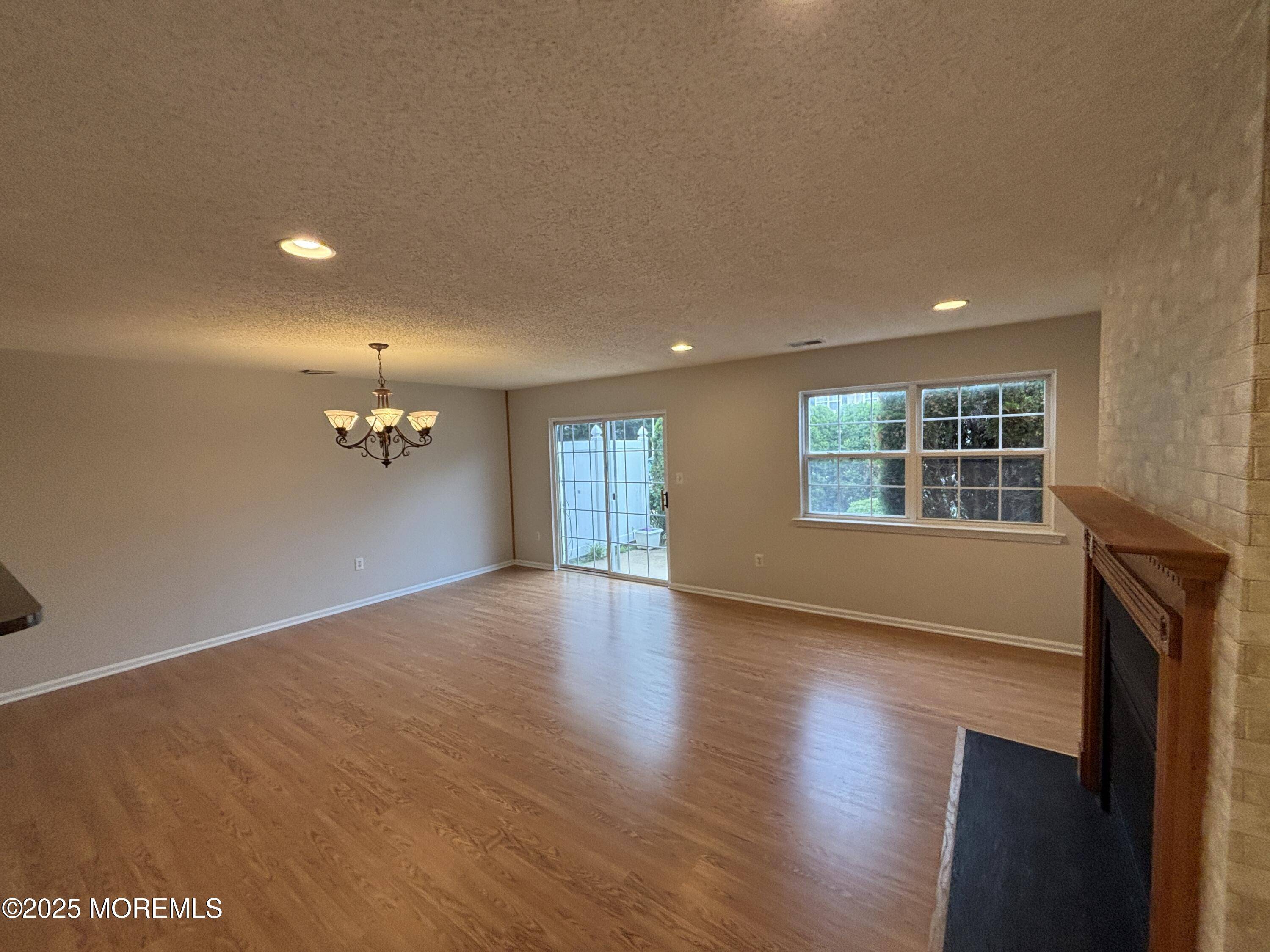 Howell, NJ 07731,8 Fiddlers Elbow Court #1000