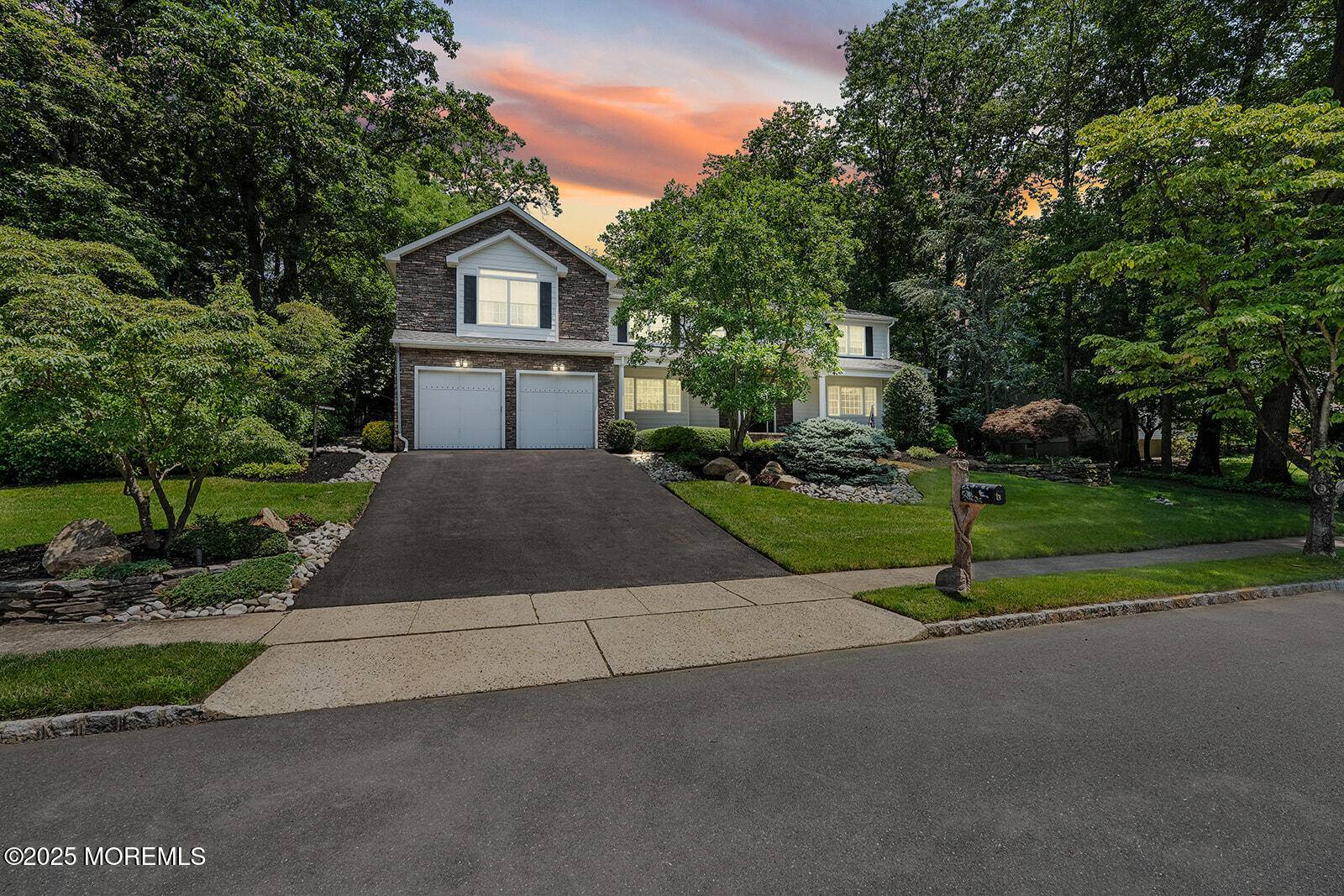 East Brunswick, NJ 08816,7 Lorraine Court