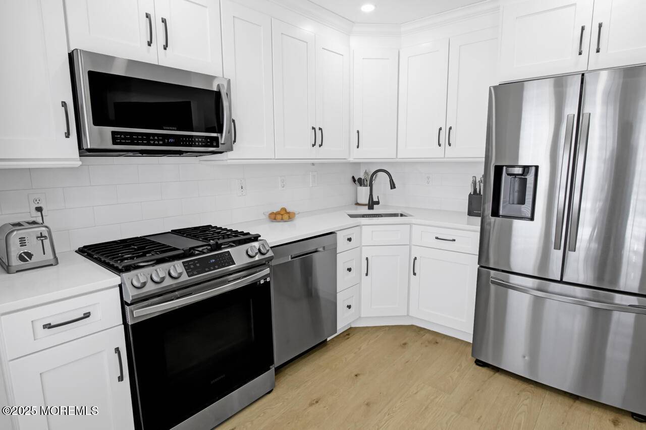 Freehold, NJ 07728,141 Setter Place