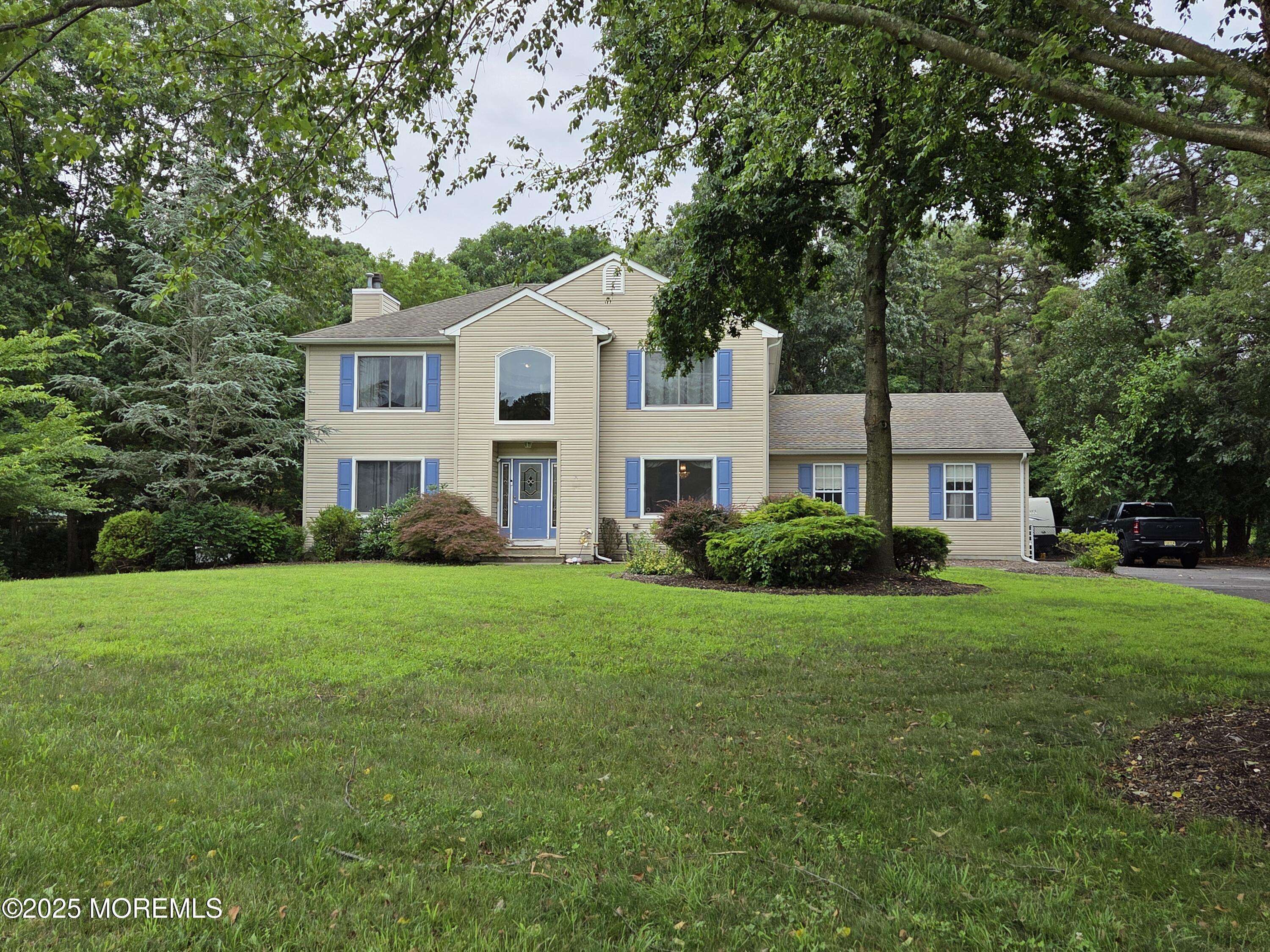 Jackson, NJ 08527,8 Newbury Court