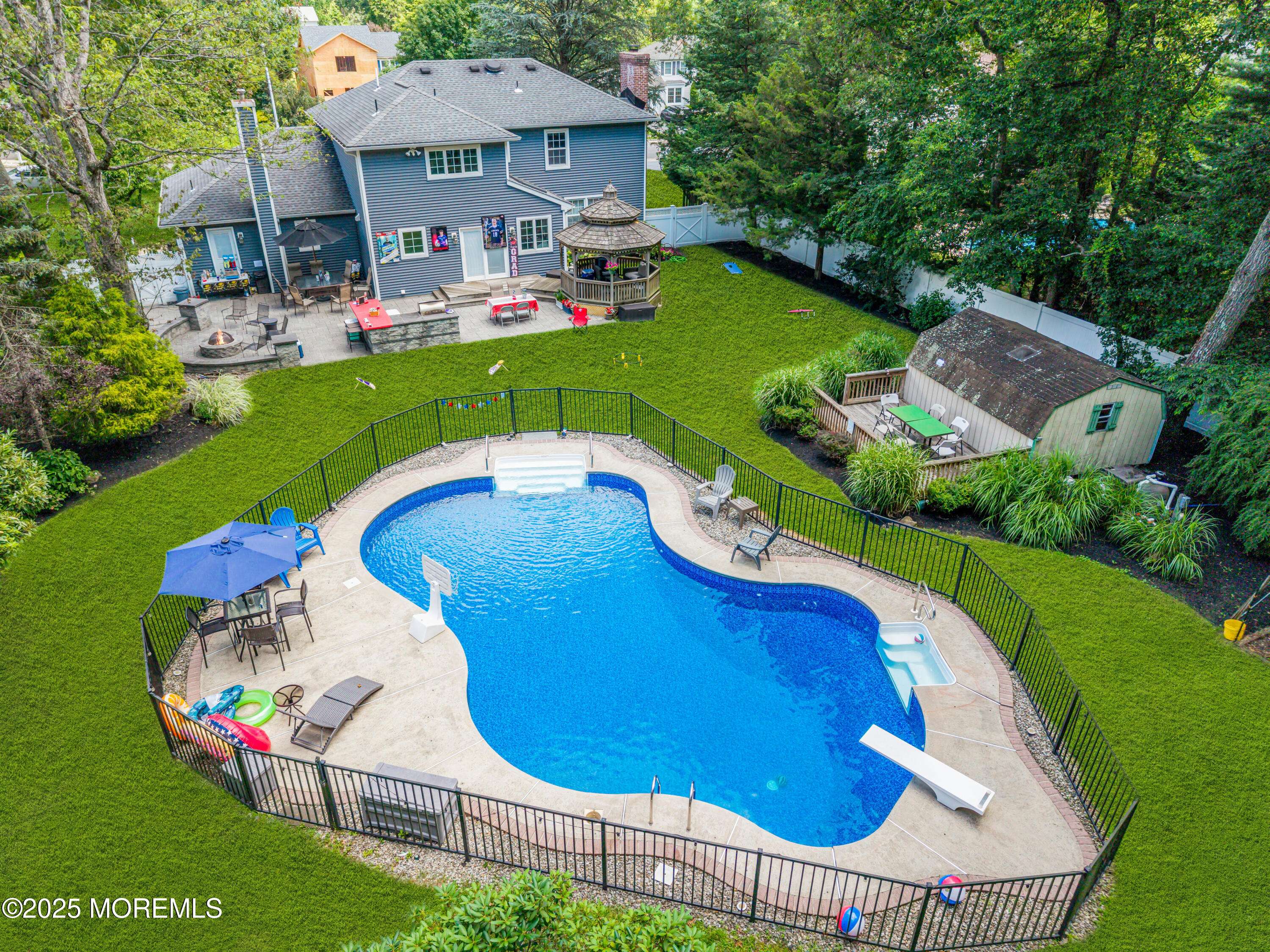 Jackson, NJ 08527,16 Bridge Court