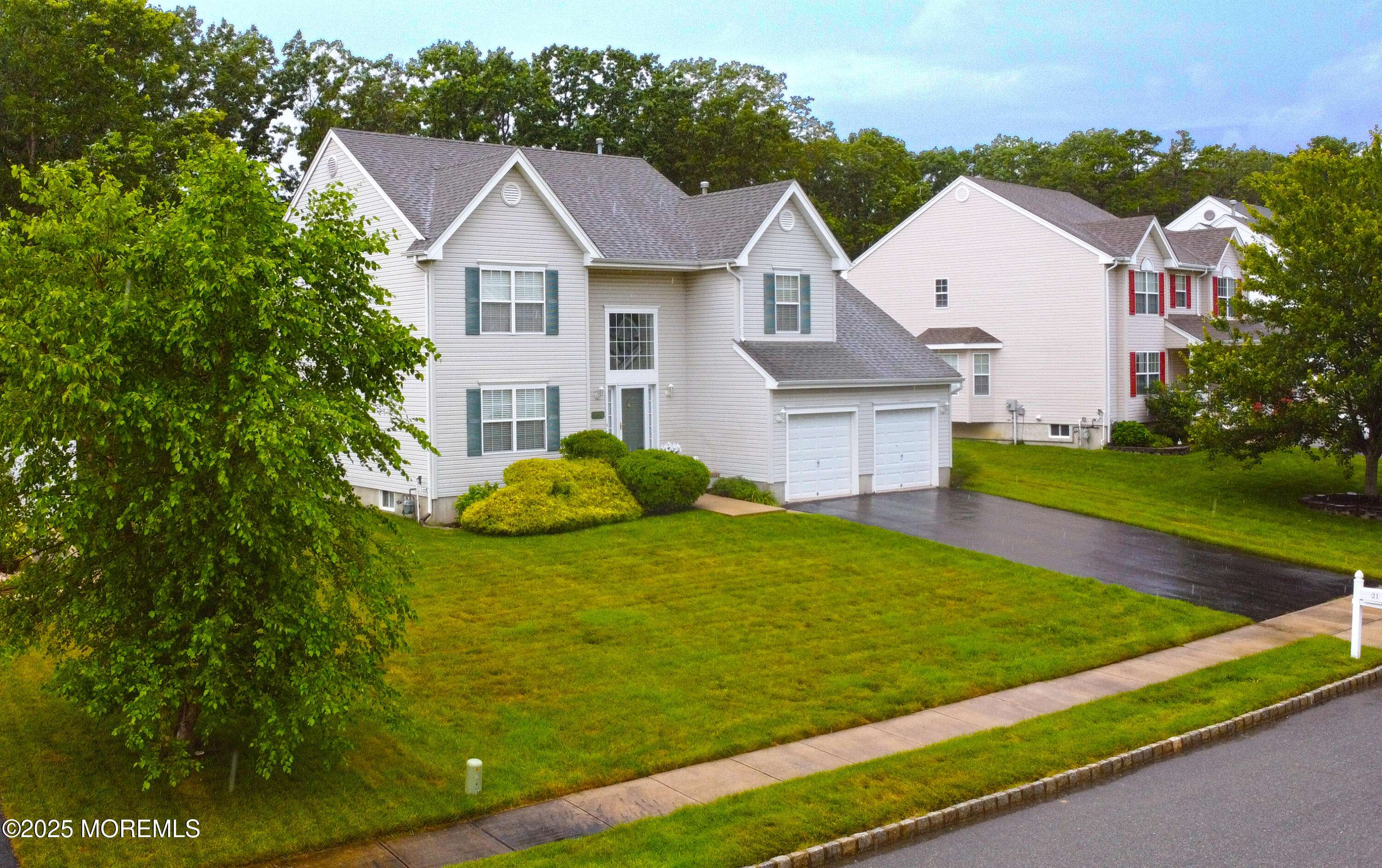 Barnegat, NJ 08005,21 Orchid Lane