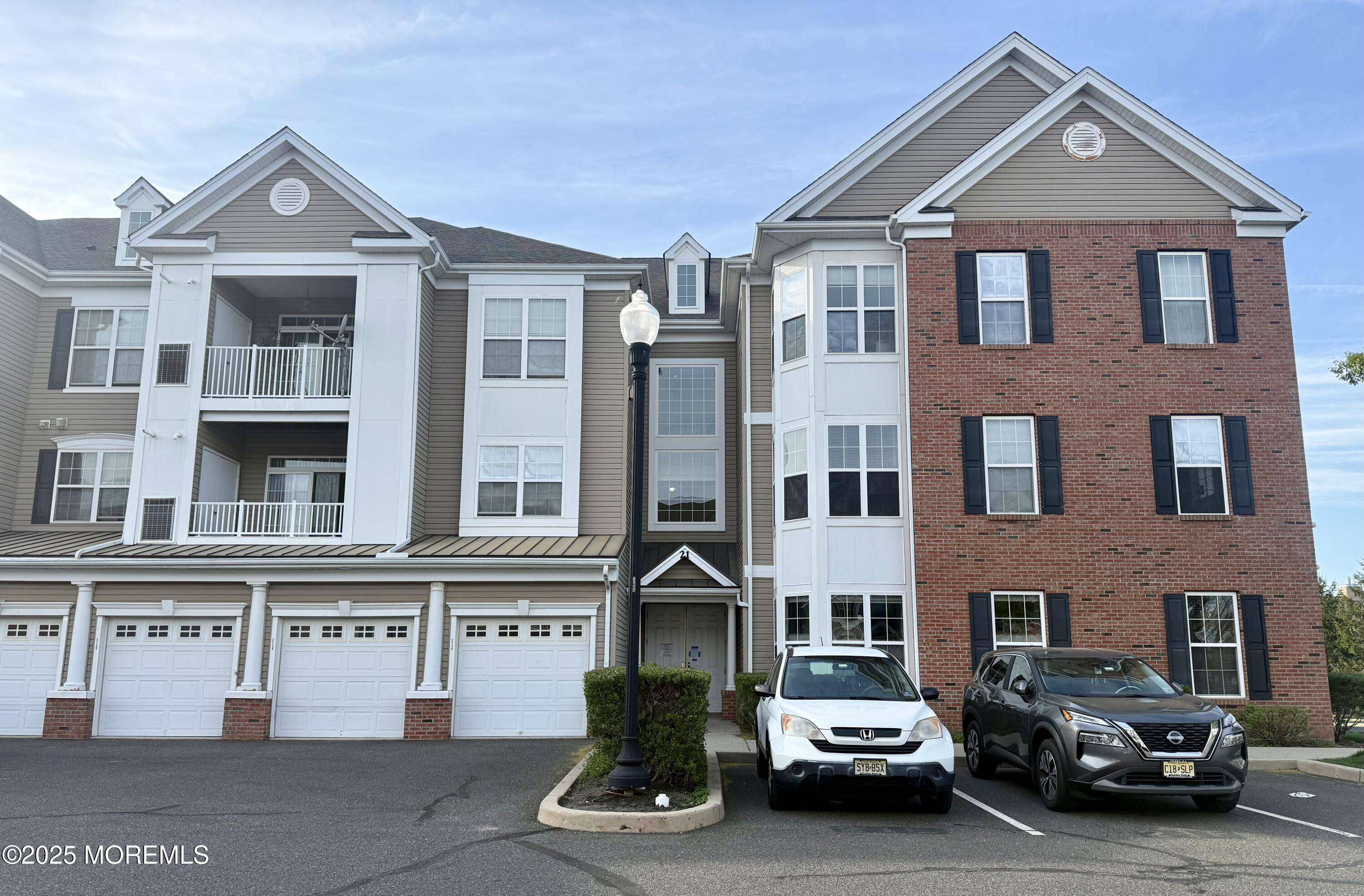 Edison, NJ 08837,2116 Edward Stec Boulevard #2116