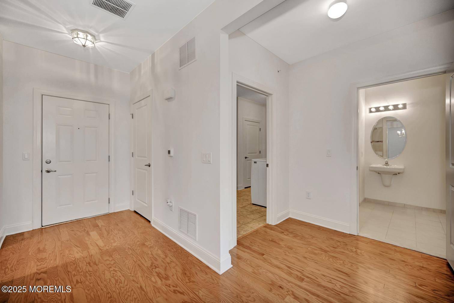 Morganville, NJ 07751,111 Canterbury Lane