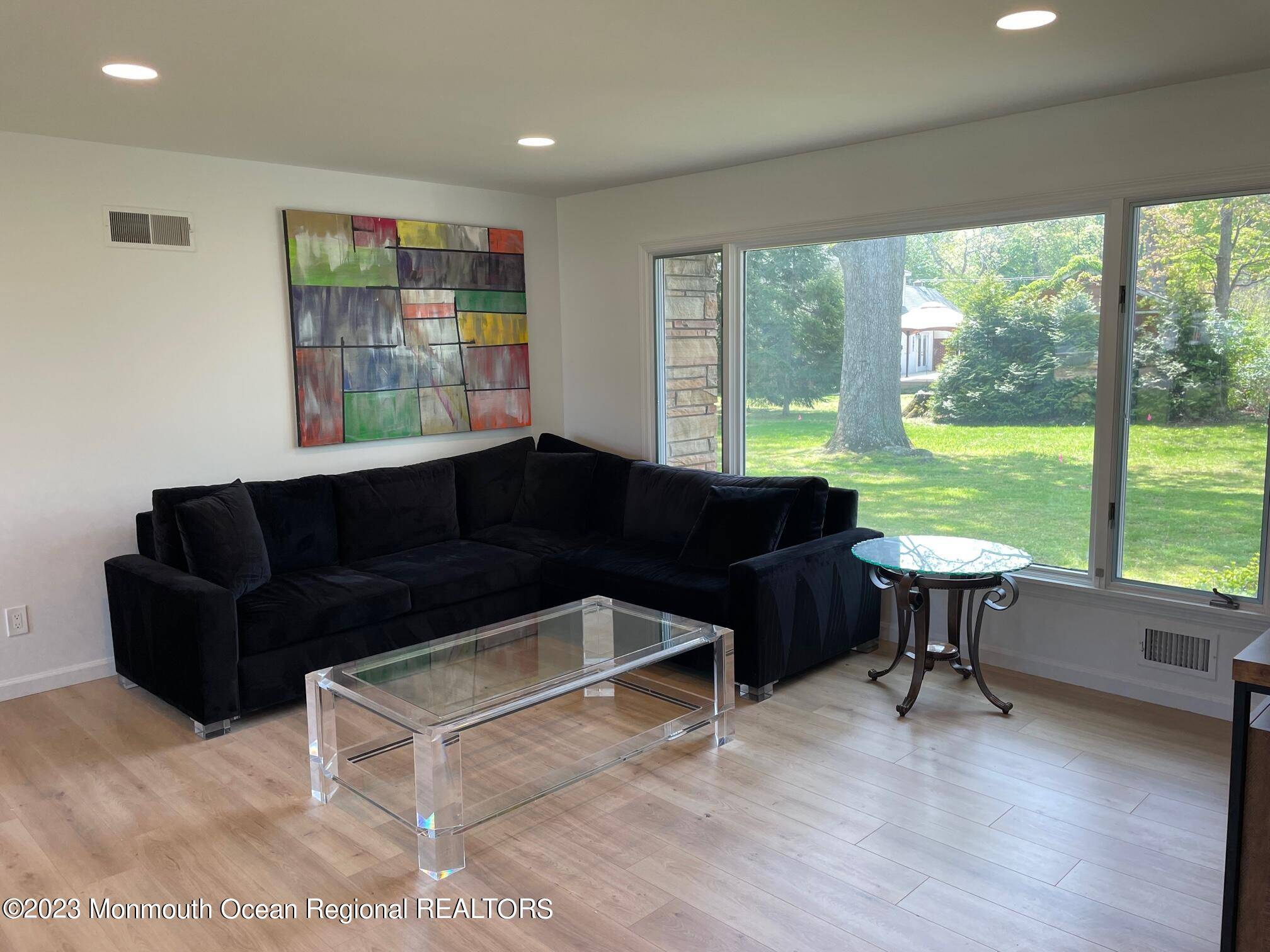 Oakhurst, NJ 07755,12 Greenbrier Road
